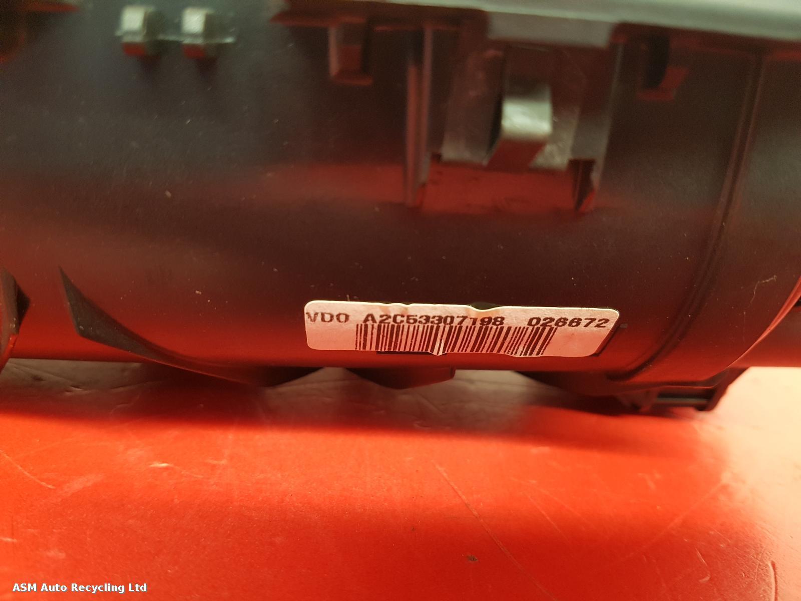View Auto part Radio Display Peugeot 308 2009