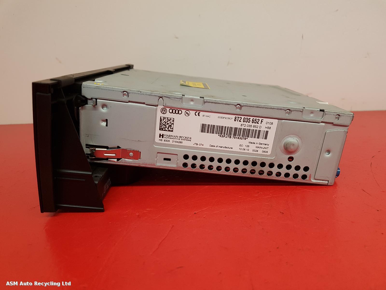View Auto part CD Changer Audi A4 2011