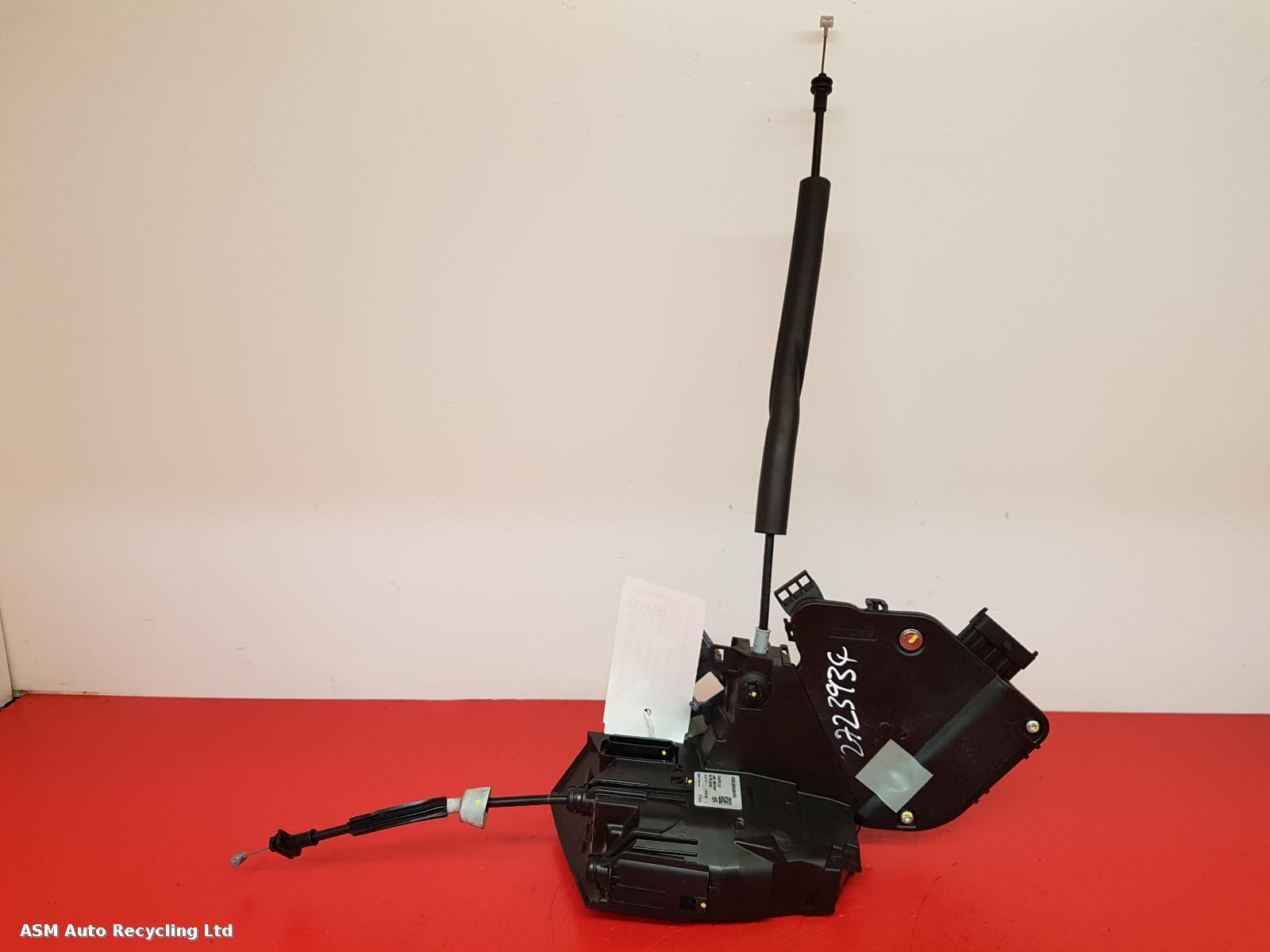 View Auto part Door Lock Assembly Land Rover Range Rover 2020