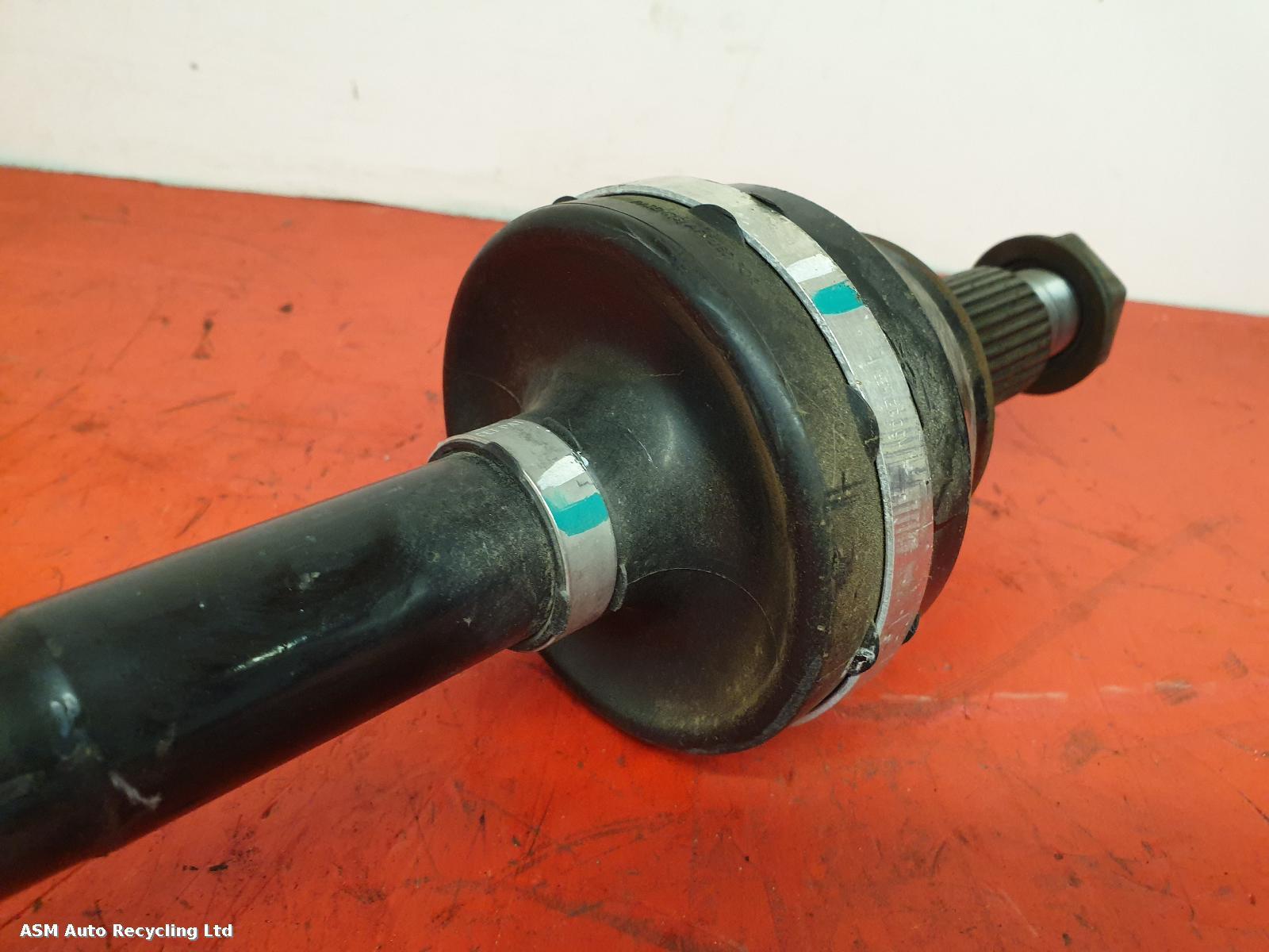 View Auto part Right Driveshaft Land Rover Range Rover 2020
