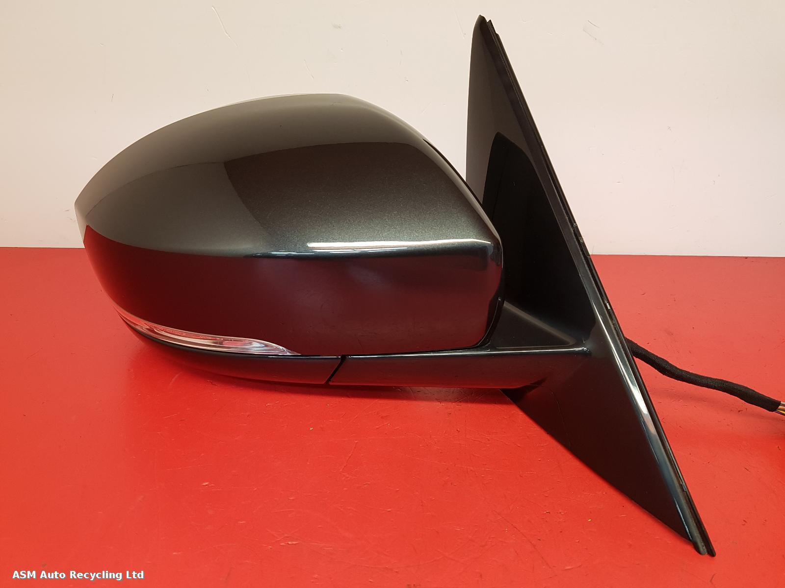 View Auto part R Door Mirror Land Rover Range Rover 2020