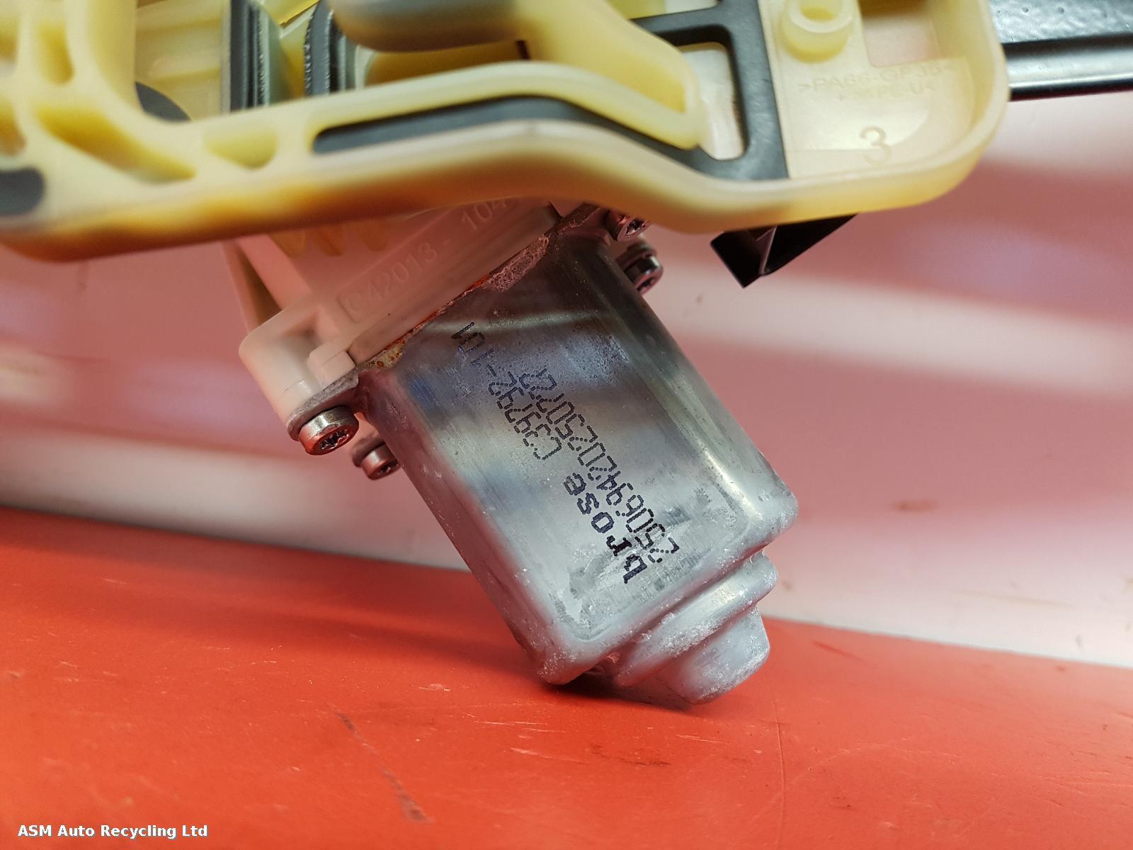 View Auto part RR Window Regulator Land Rover Discovery Sport 2019