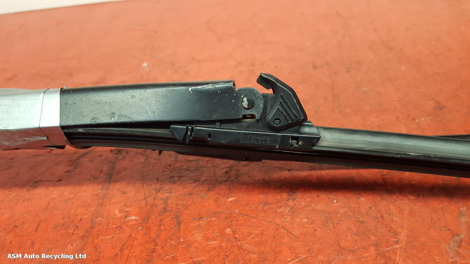 View Auto part Wiper Arm Audi A8 2005