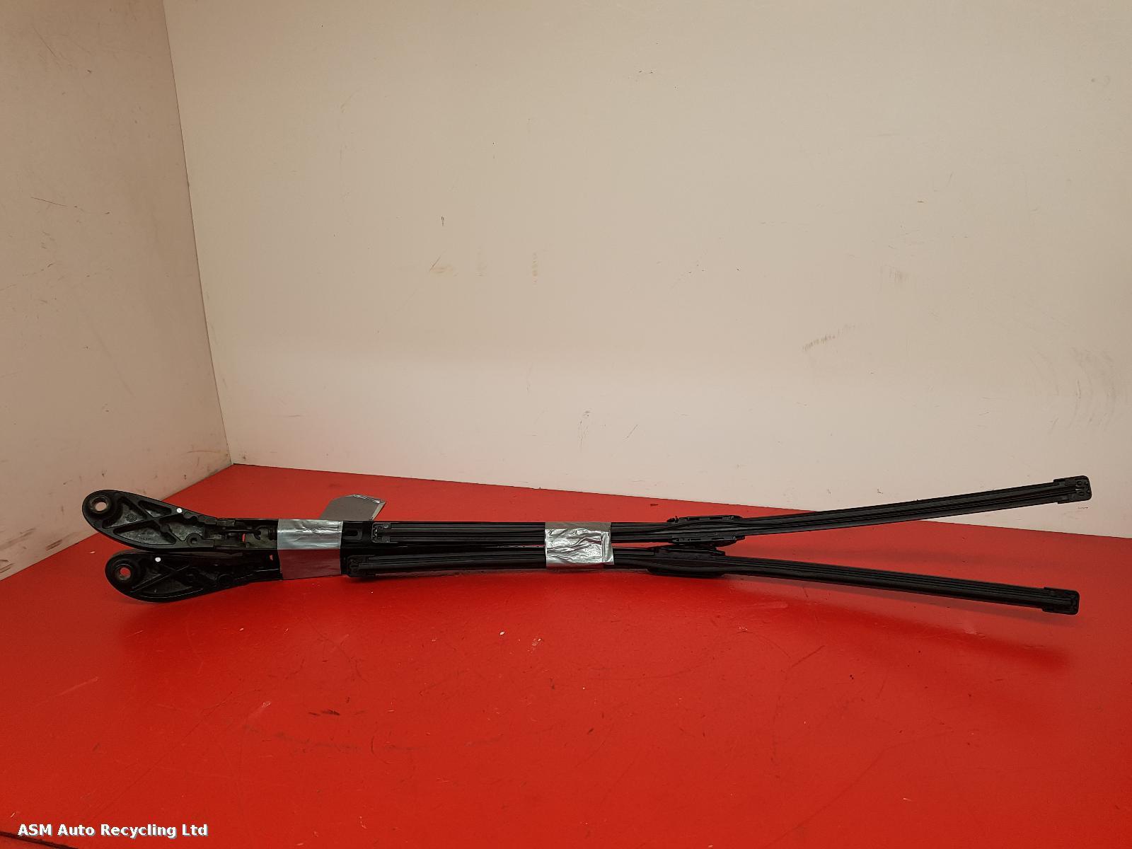 View Auto part Wiper Arm Audi A8 2005