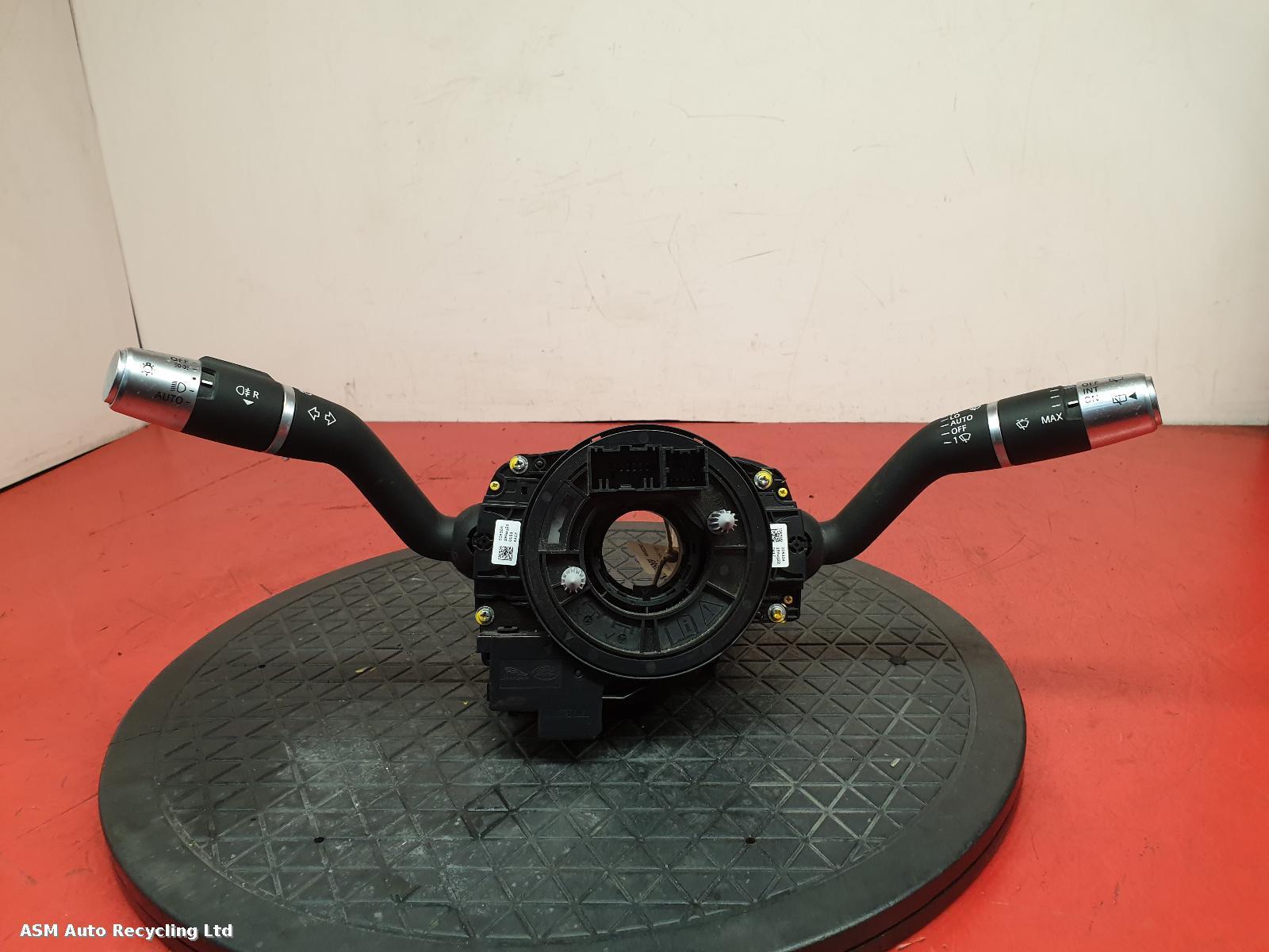 View Auto part Combination Switch Land Rover Discovery Sport 2019