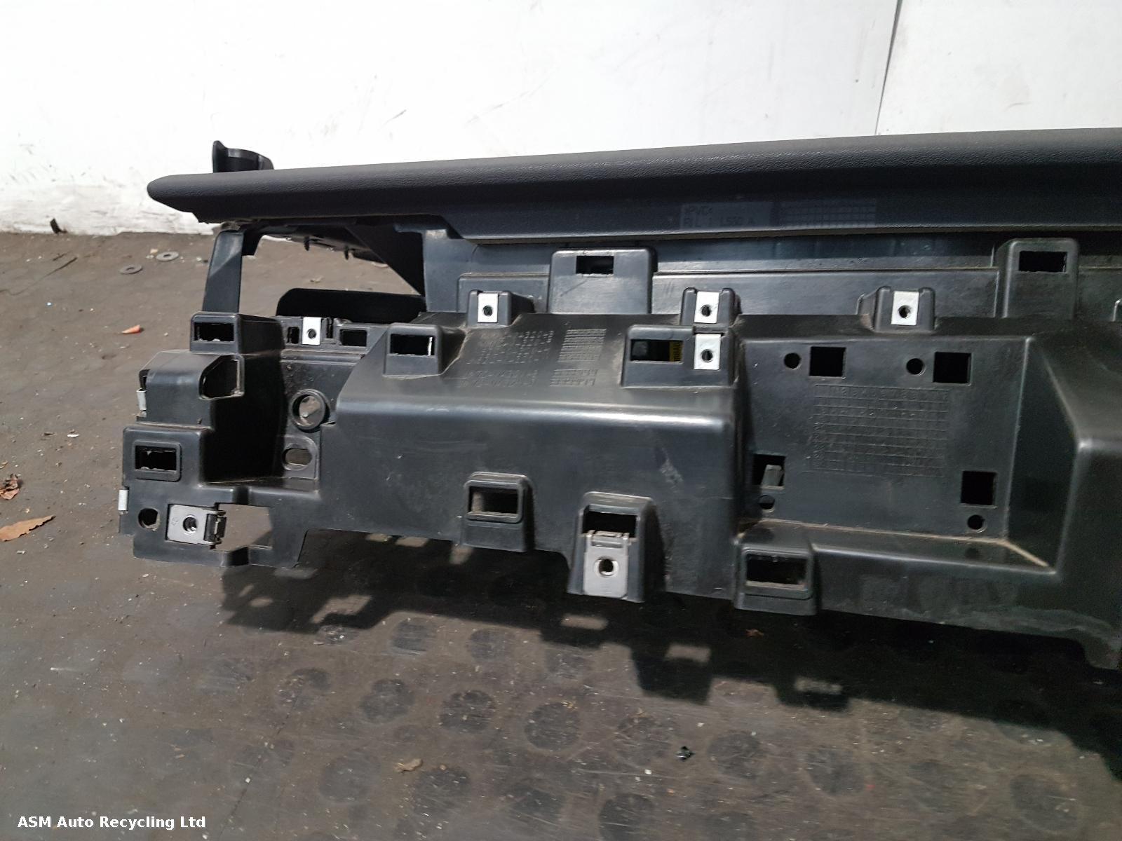 View Auto part Airbag Kit Land Rover Discovery Sport 2019