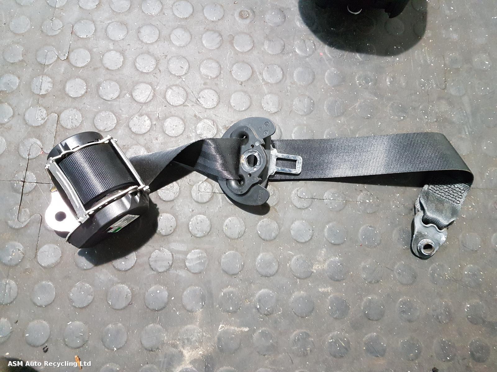 View Auto part Airbag Kit Land Rover Discovery Sport 2019