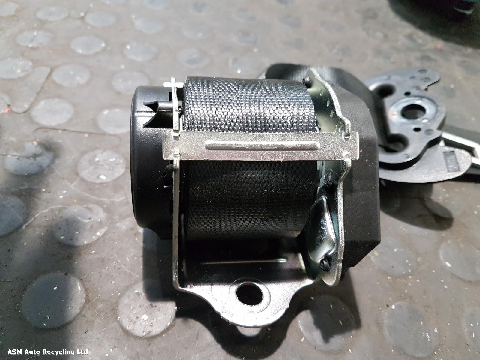 View Auto part Airbag Kit Land Rover Discovery Sport 2019
