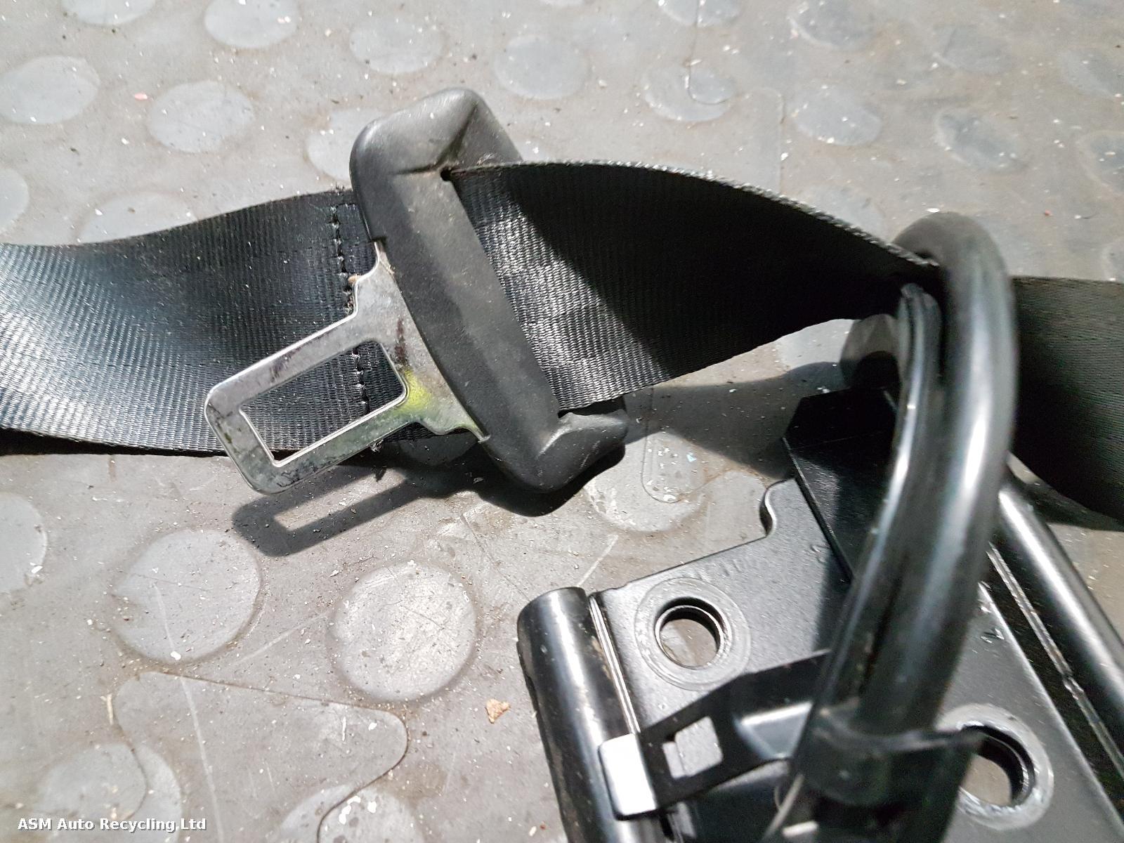 View Auto part Airbag Kit Land Rover Discovery Sport 2019