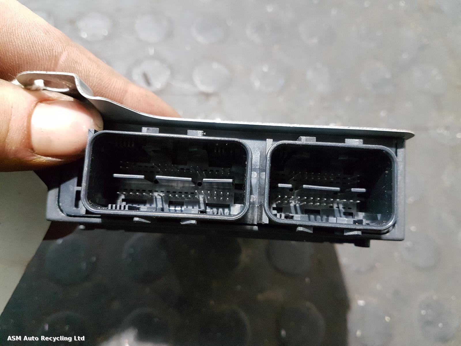 View Auto part Airbag Kit Land Rover Discovery Sport 2019