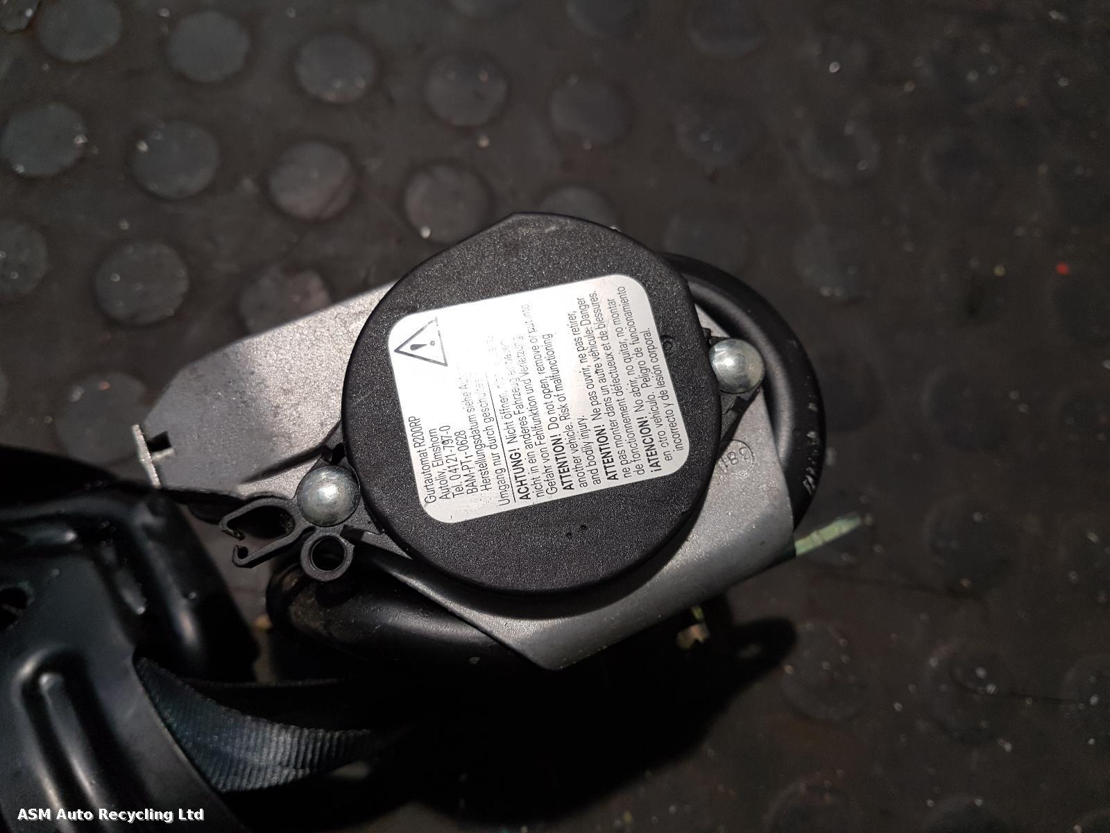 View Auto part Airbag Kit Land Rover Discovery Sport 2019