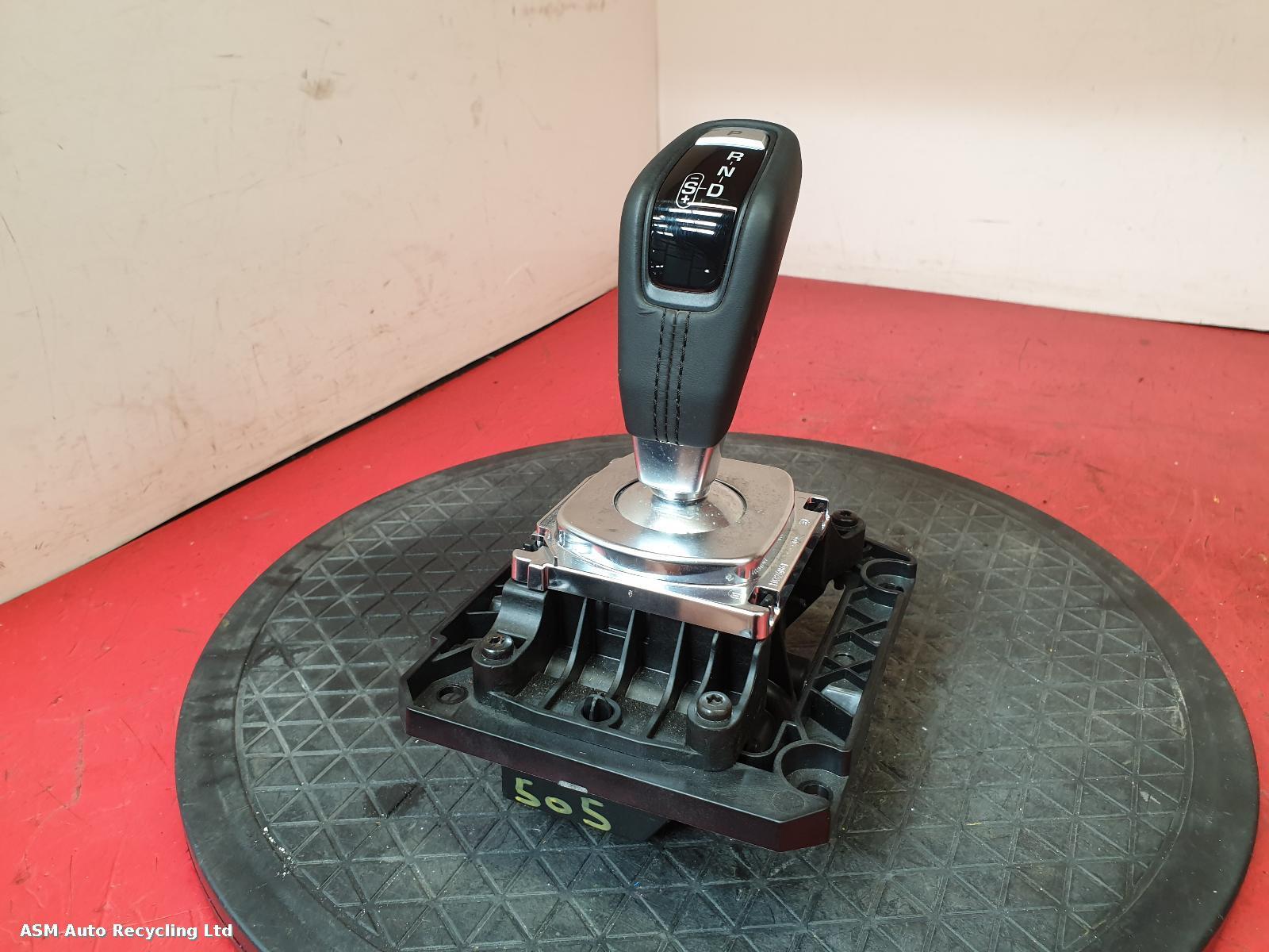 View Auto part Gear Stick/Shifter Land Rover Discovery Sport 2019