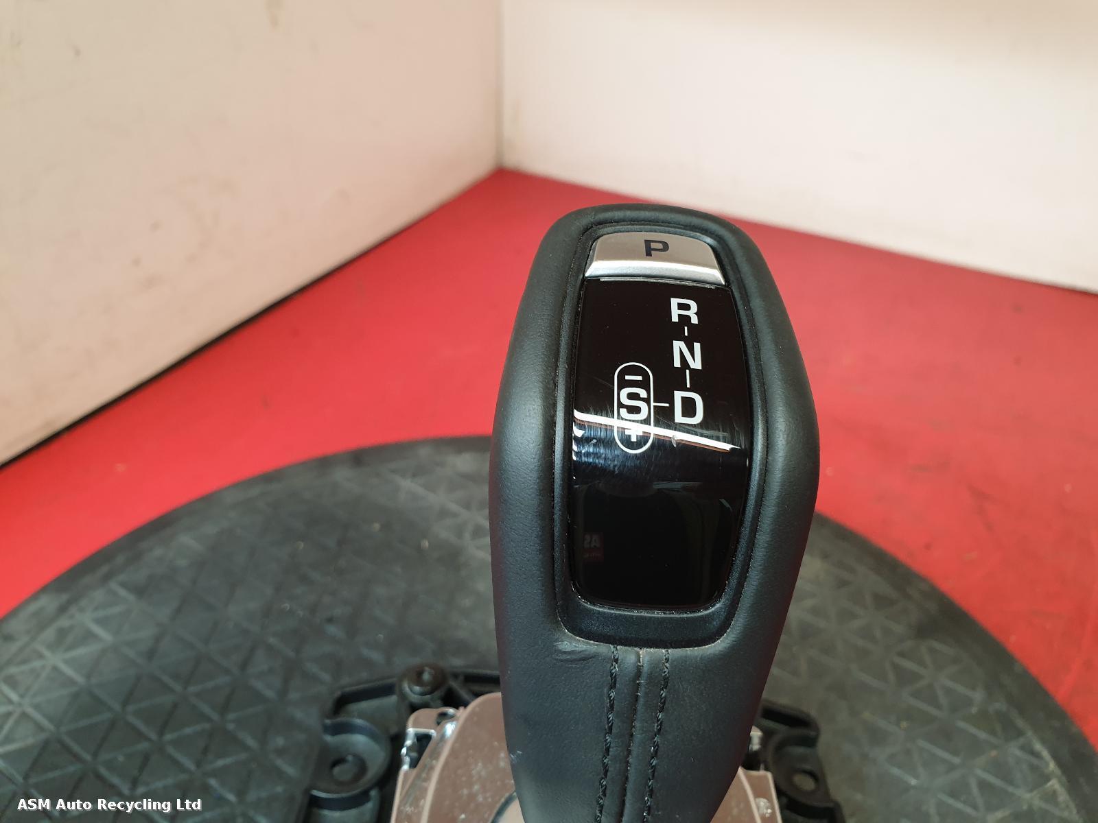 View Auto part Gear Stick/Shifter Land Rover Discovery Sport 2019