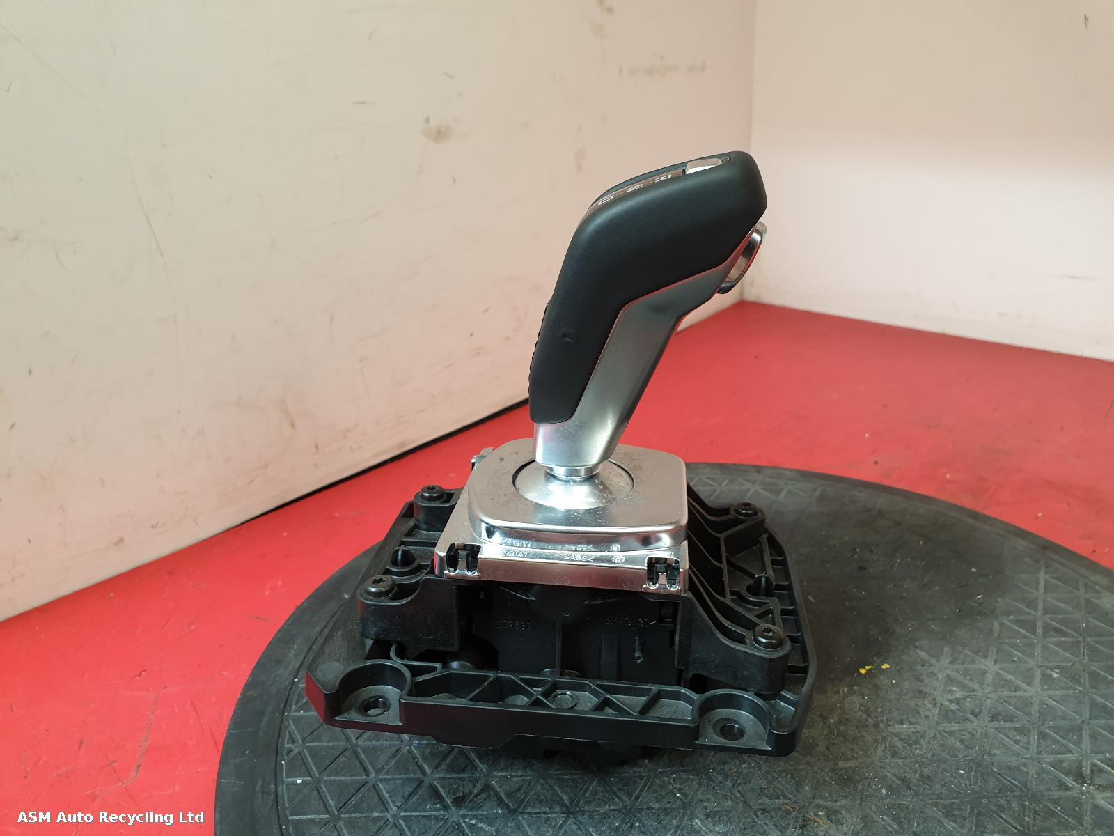 View Auto part Gear Stick/Shifter Land Rover Discovery Sport 2019