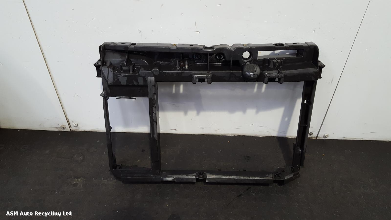 View Auto part Front Panel Peugeot 207 2008