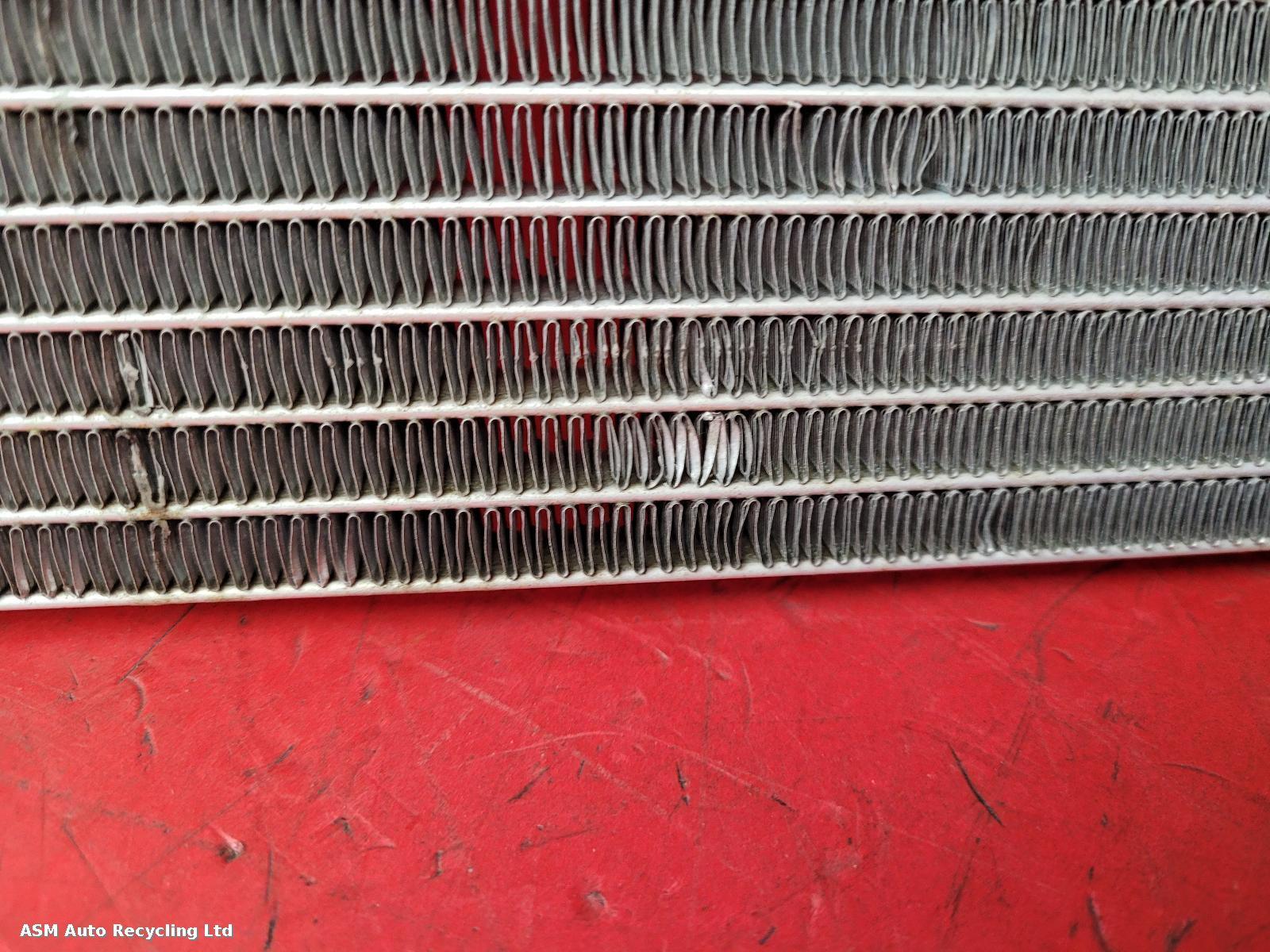 View Auto part Condenser Land Rover Range Rover Velar 2020