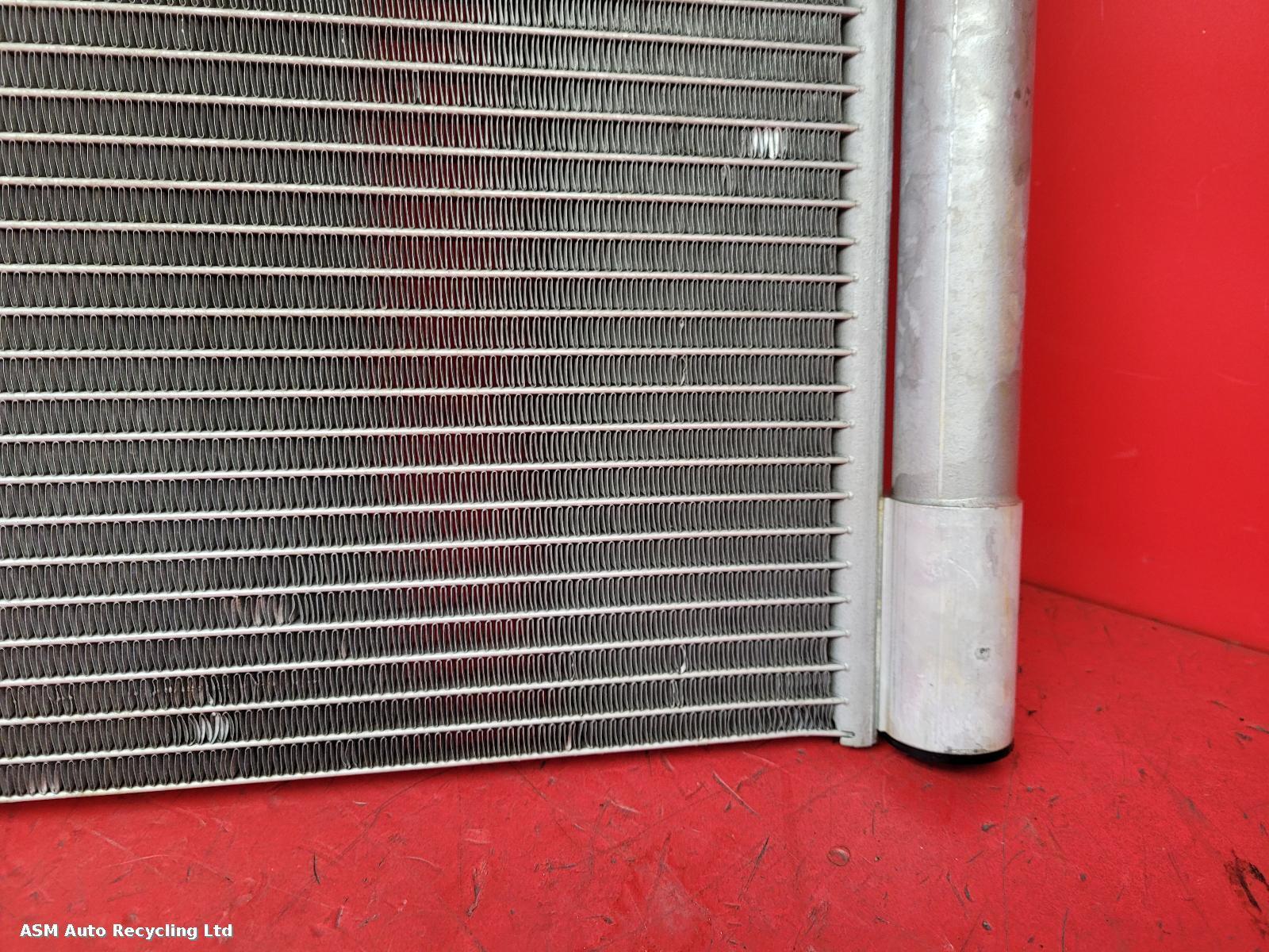 View Auto part Condenser Land Rover Range Rover Velar 2020