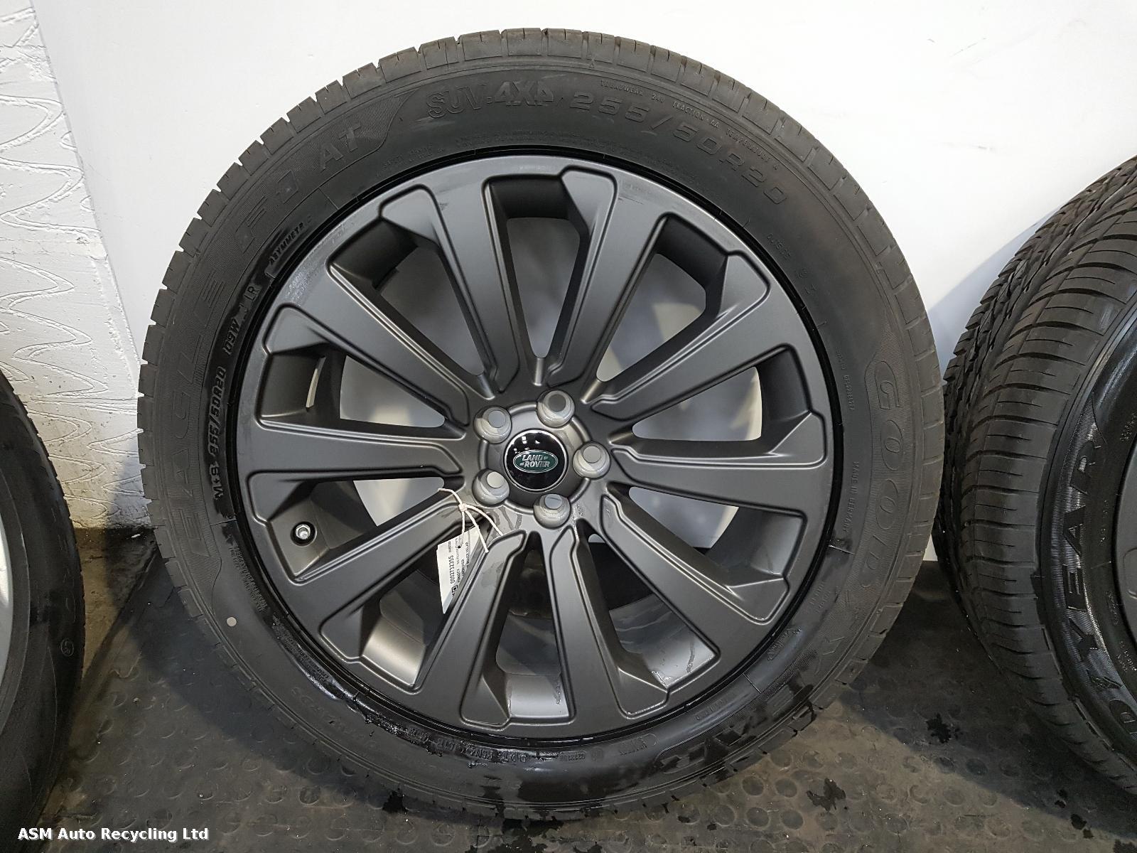 View Auto part Wheel Set Land Rover Range Rover Velar 2020