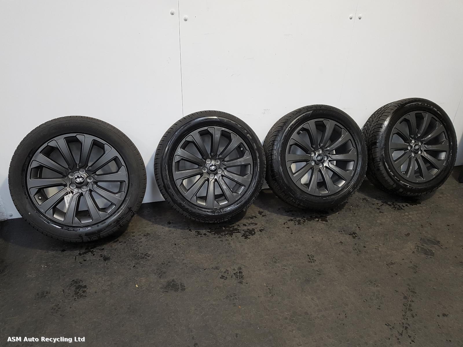 View Auto part Wheel Set Land Rover Range Rover Velar 2020