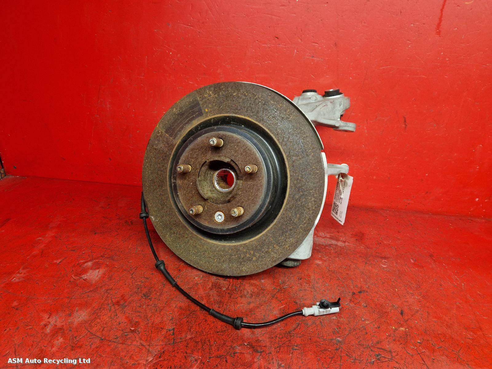 View Auto part RR Hub/Stub Axle Assembly Land Rover Range Rover 2020