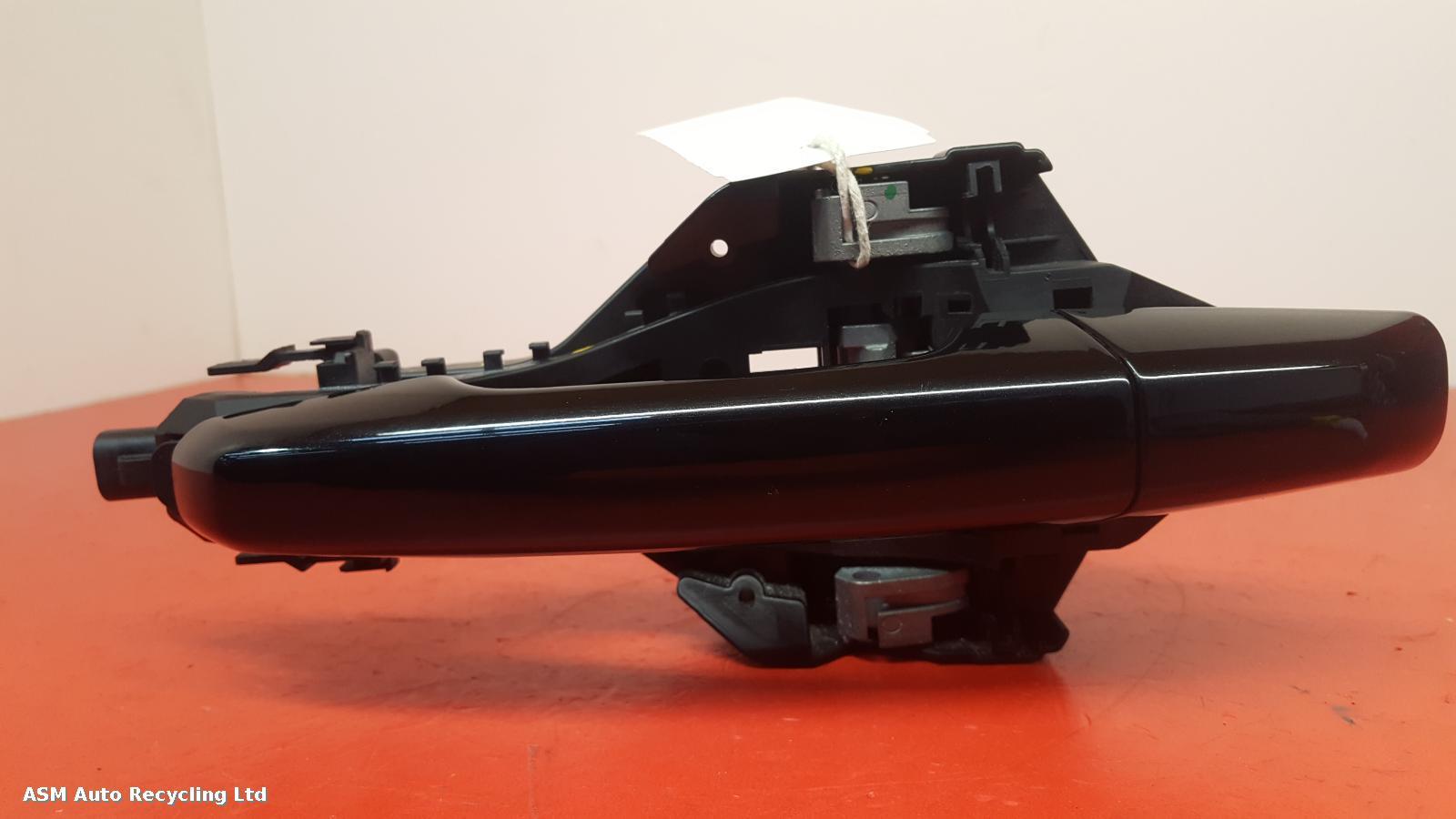View Auto part Door Handle Jaguar Xe 2017