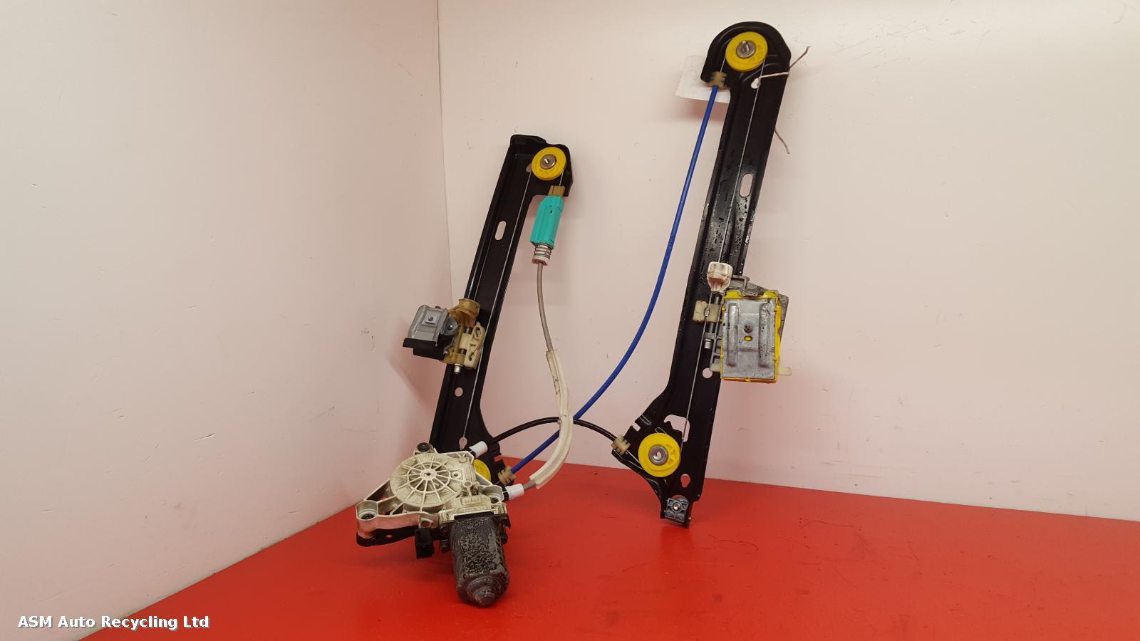 View Auto part LR Window Regulator Mercedes Cla 2019