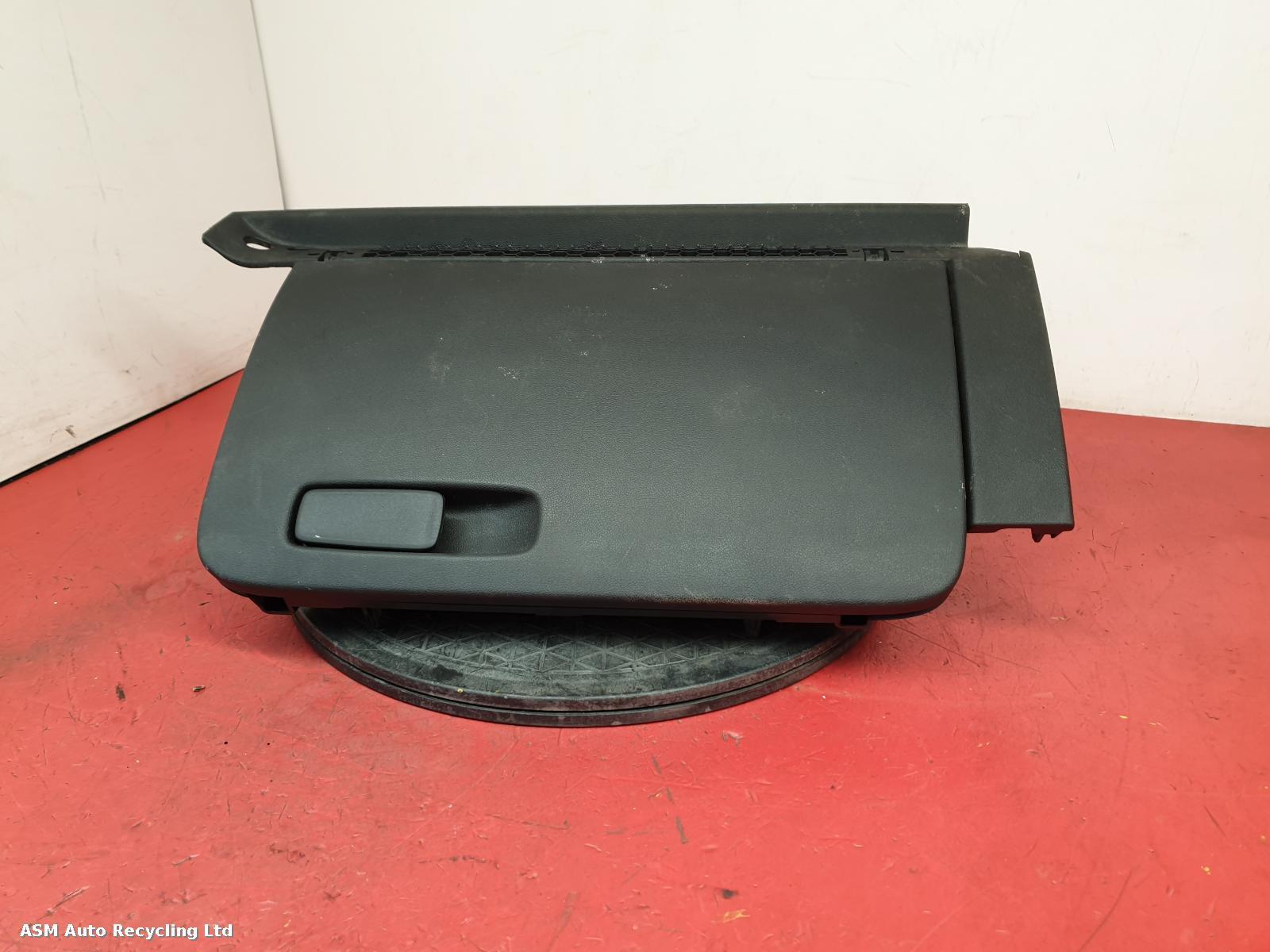View Auto part Glove Box Audi A1 2013