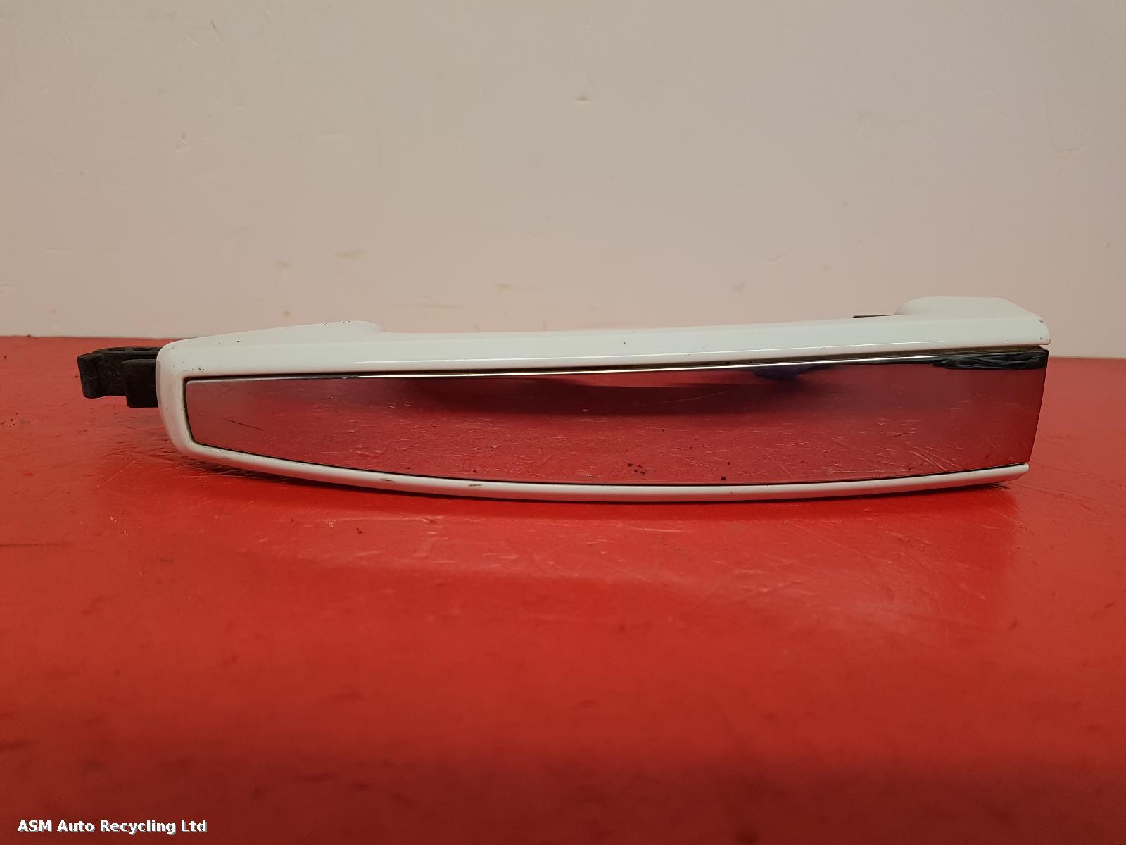 View Auto part Door Handle Chevrolet Trax 2013