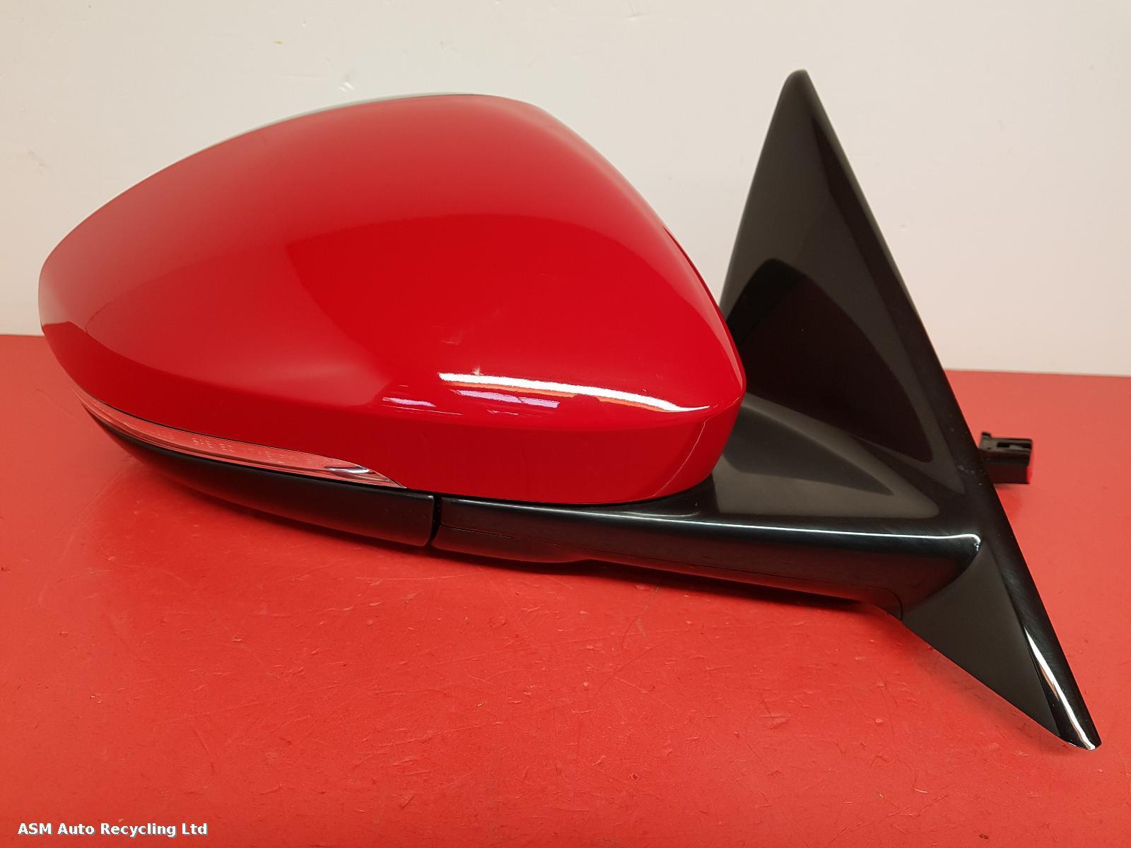 View Auto part R Door Mirror Jaguar F Type 2019