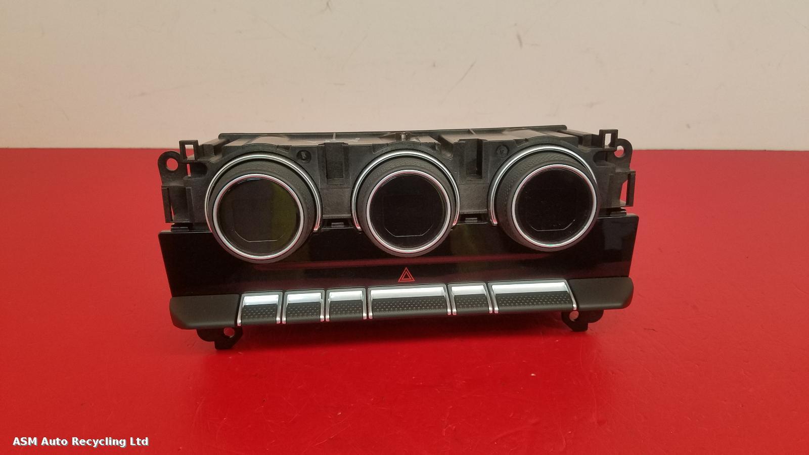 View Auto part Heater/AC Controller Jaguar F Type 2019