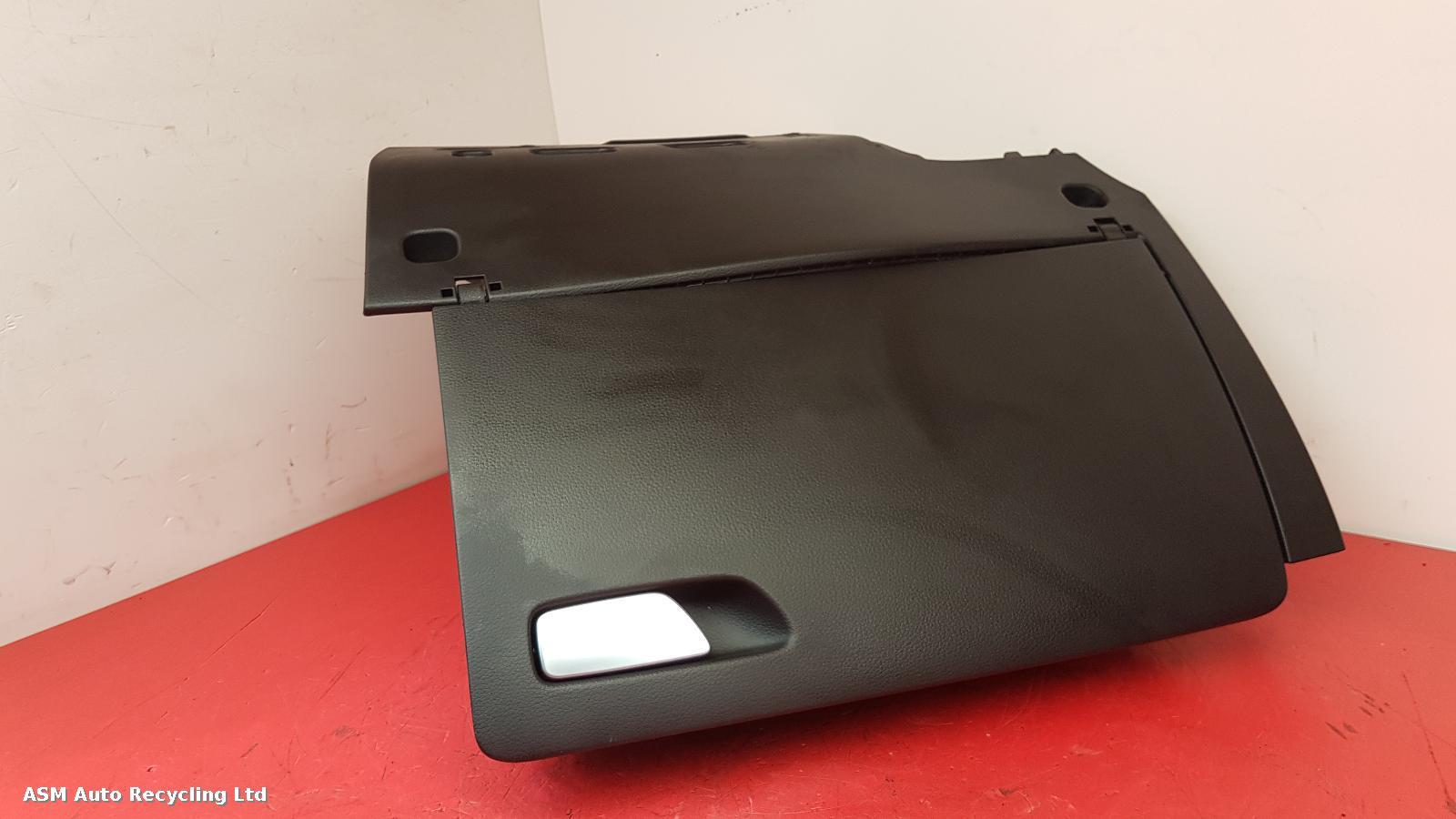 View Auto part Glove Box Audi A3 2019