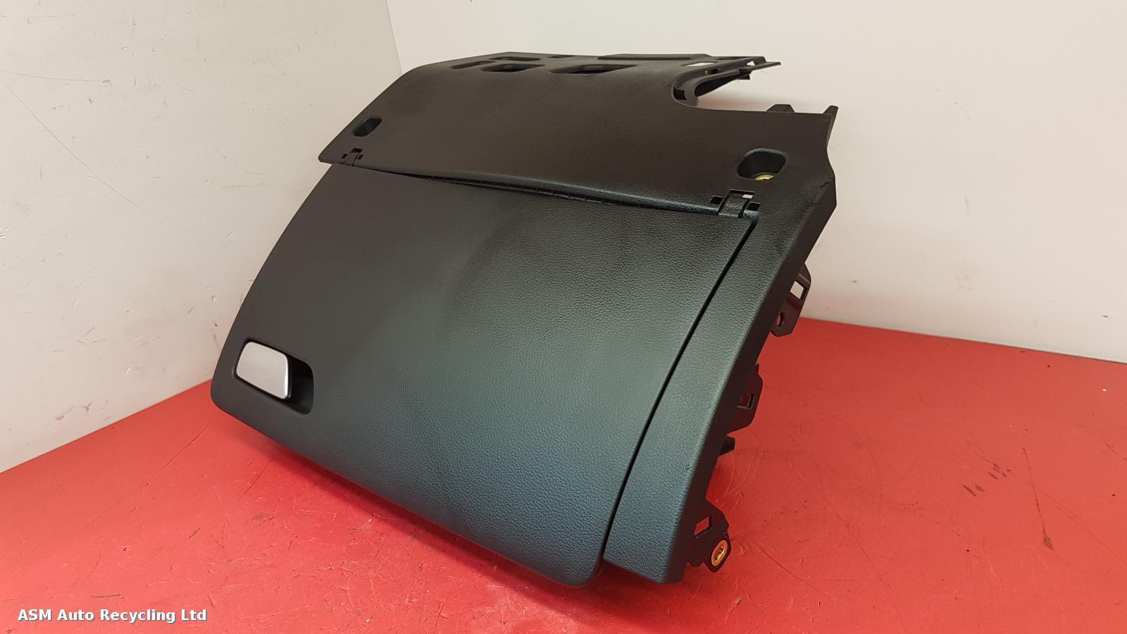 View Auto part Glove Box Audi A3 2019