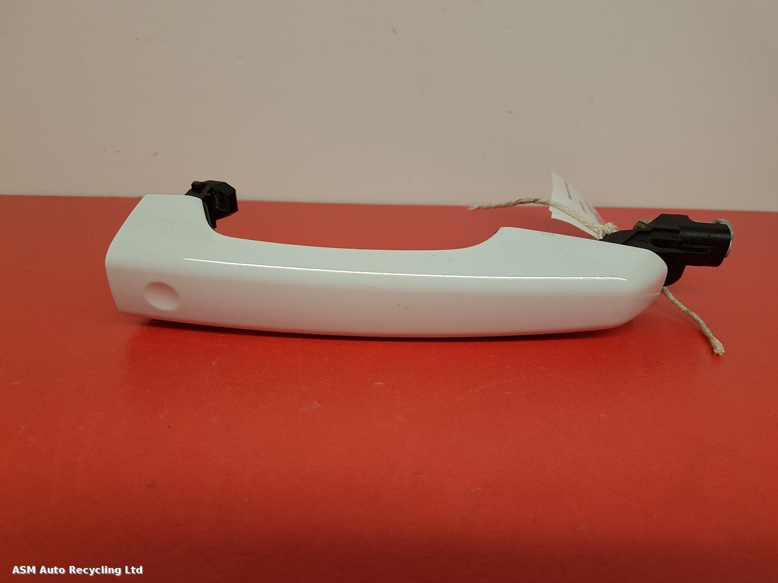 View Auto part Door Handle Jaguar Xf 2016