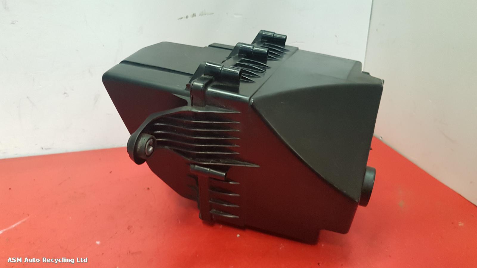 View Auto part Air Cleaner/Box Jaguar Xf 2016