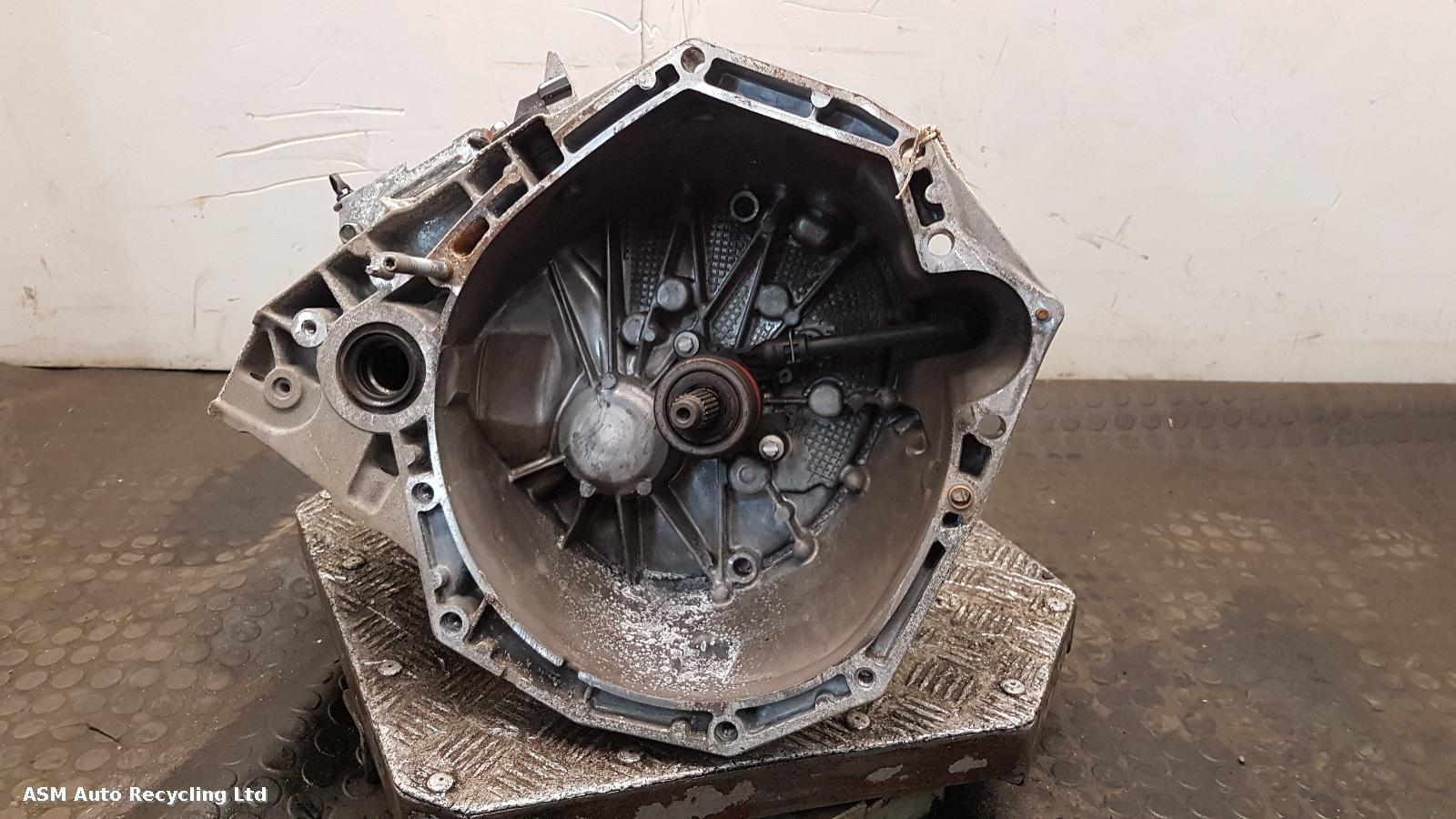 View Auto part Gearbox Nissan Pulsar 2016