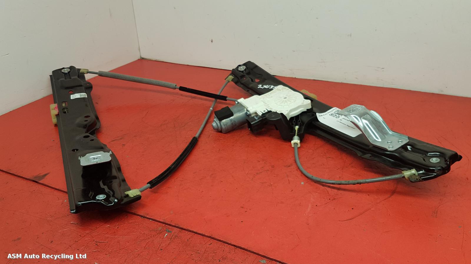 View Auto part LF Window Regulator Jaguar Xe 2018