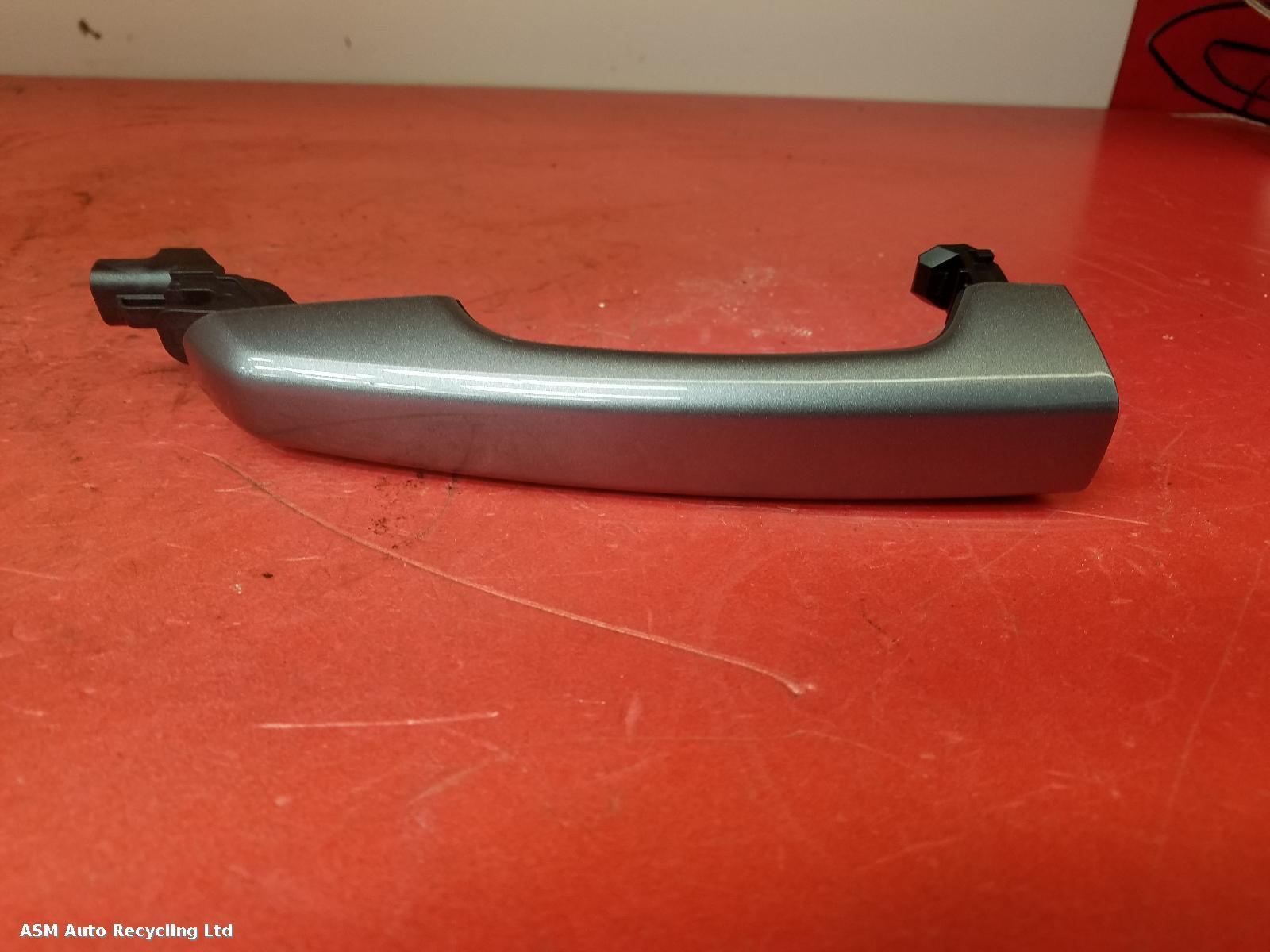 View Auto part Door Handle Jaguar Xf 2019