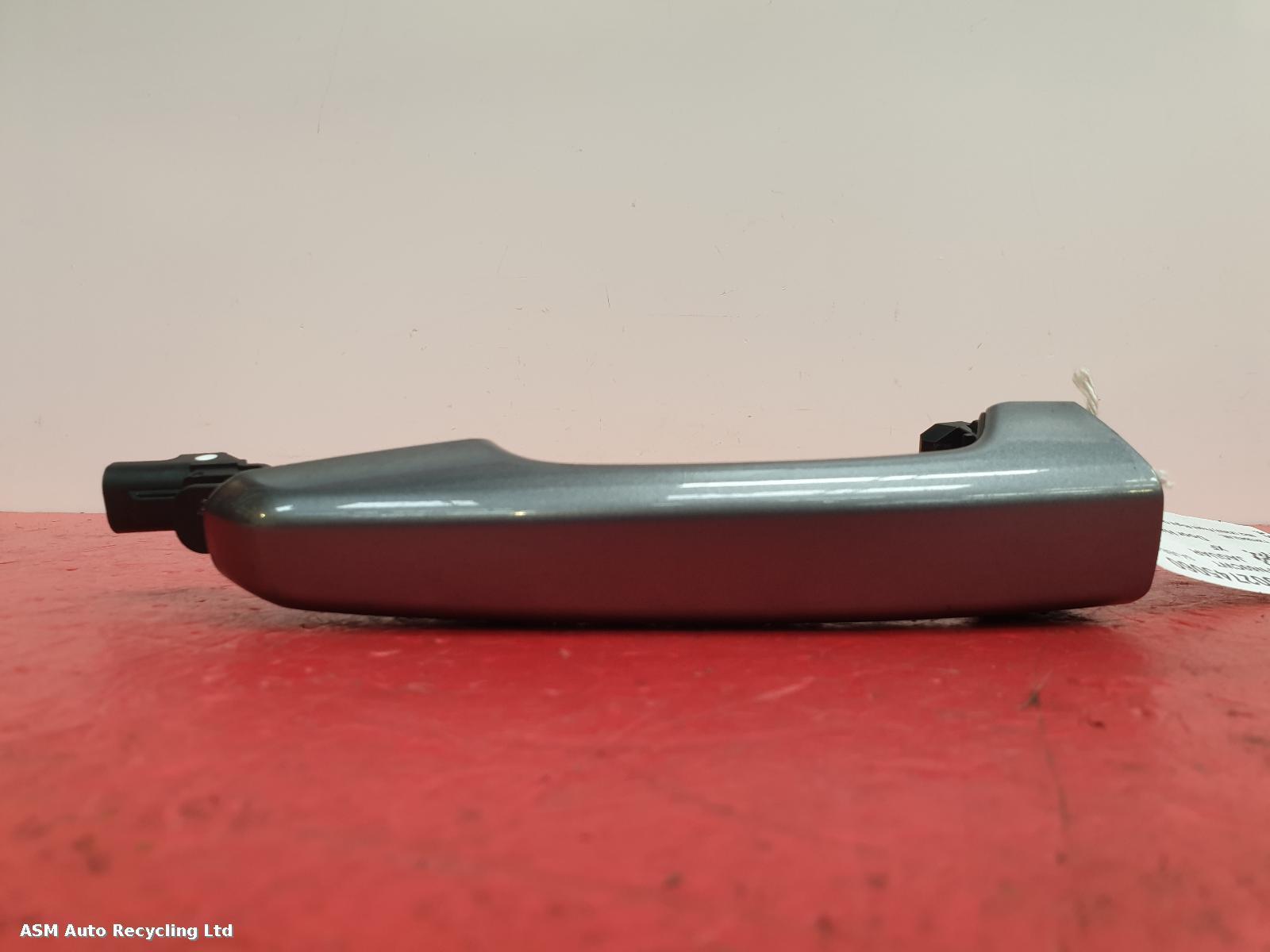 View Auto part Door Handle Jaguar Xf 2019