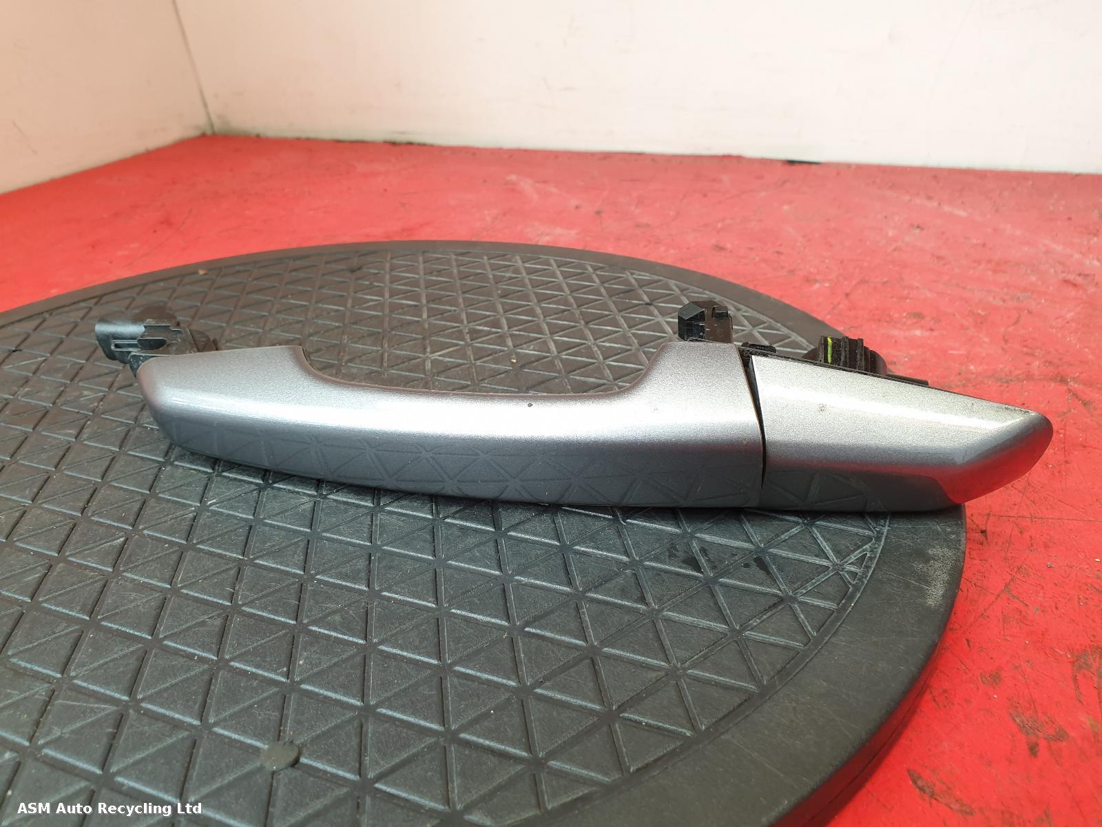 View Auto part Door Handle Jaguar Xf 2019