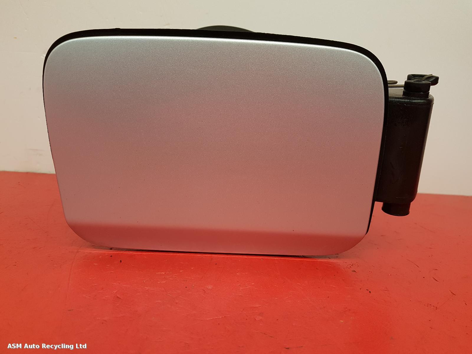 View Auto part Fuel Filler Flap Bmw 3 Series 2006