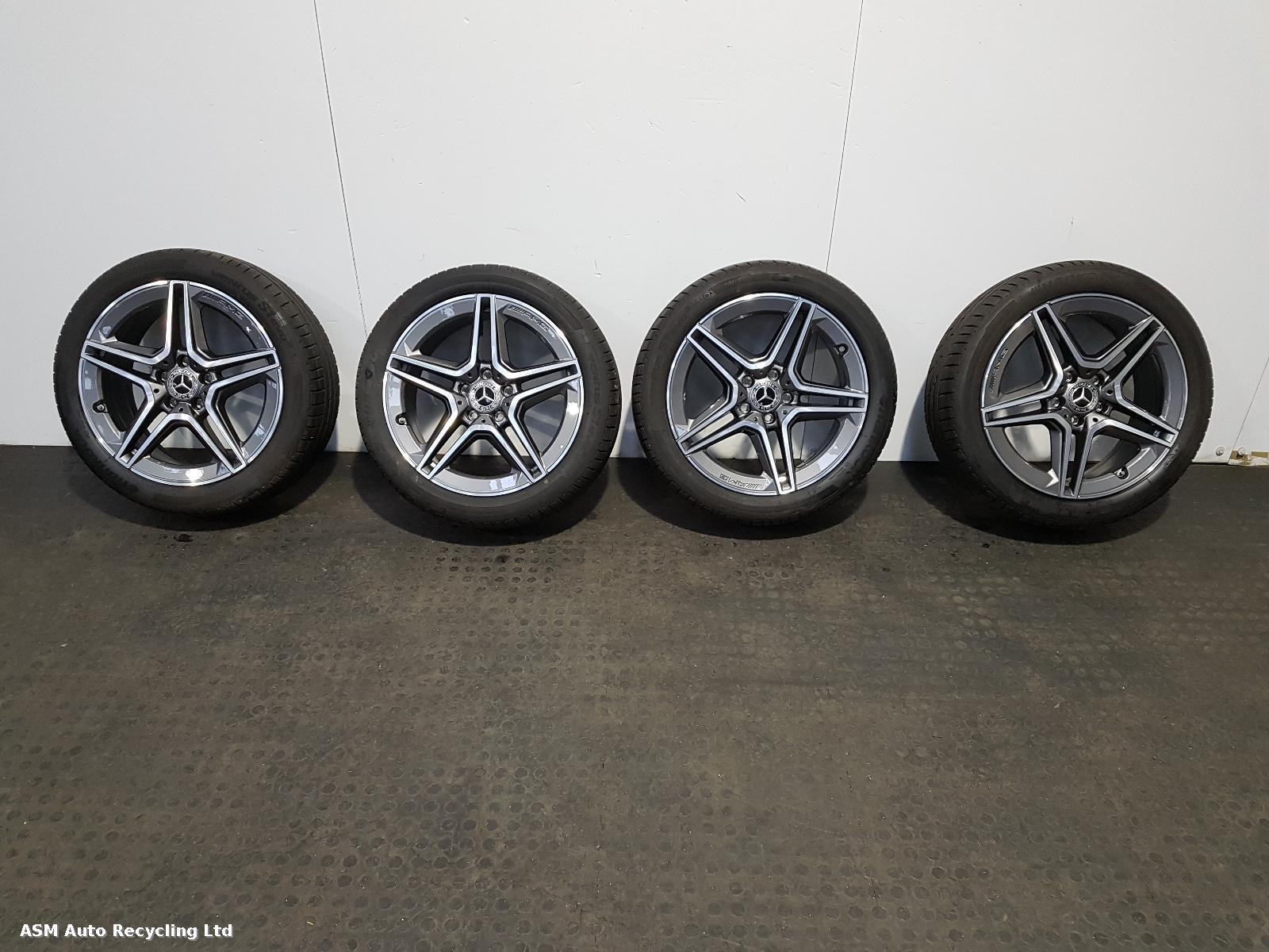 View Auto part Wheel Set Mercedes A Class 2019