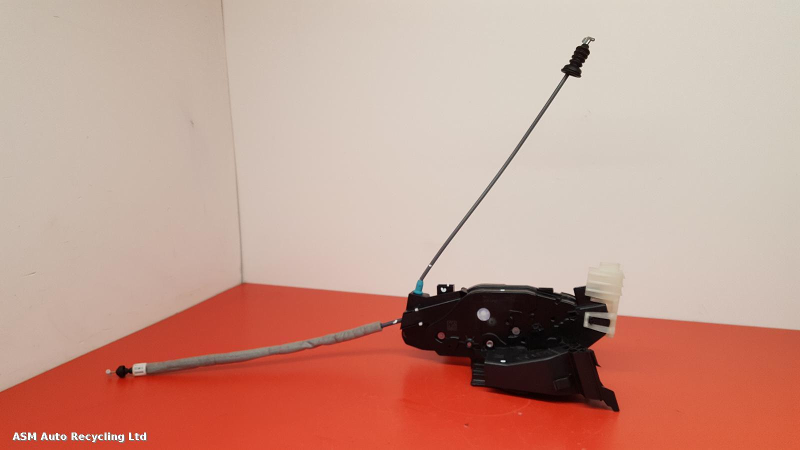 View Auto part Door Lock Assembly Mercedes A Class 2020