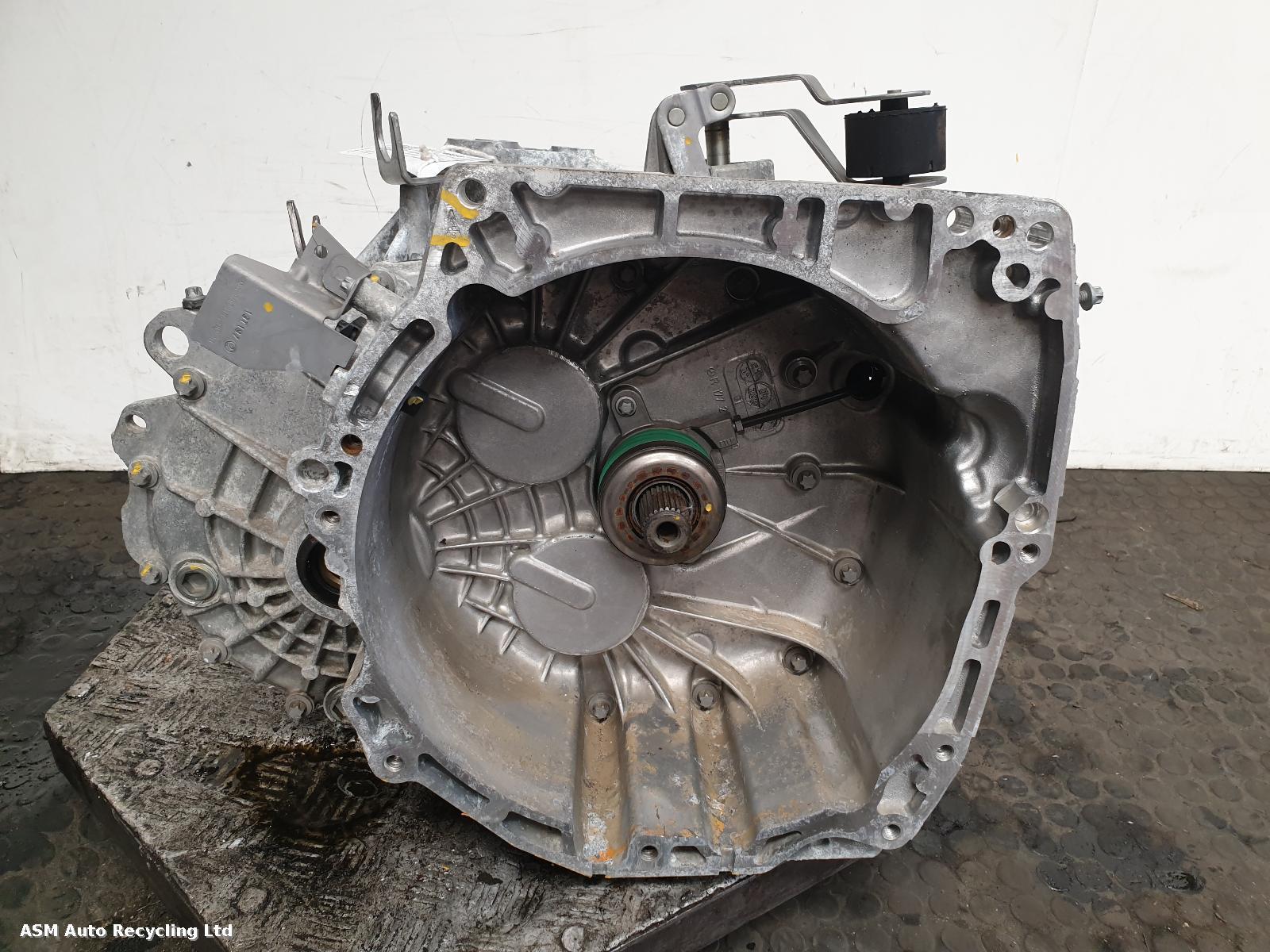 View Auto part Gearbox Mercedes A Class 2020