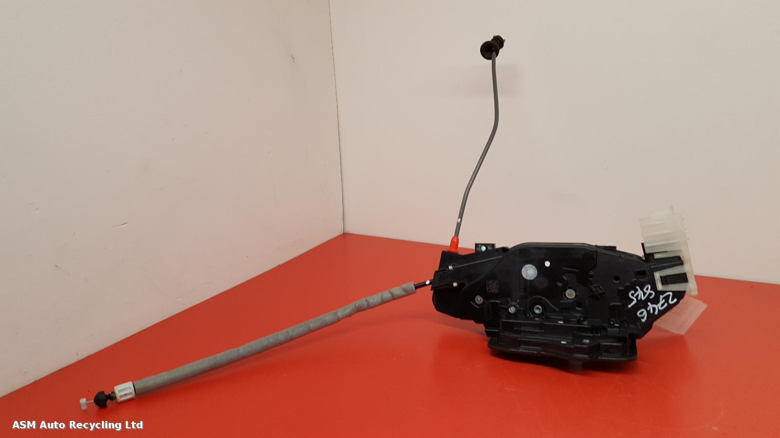 View Auto part Door Lock Assembly Mercedes A Class 2019