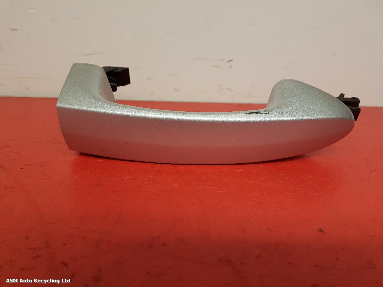 View Auto part Door Handle Ford Ka+ 2018
