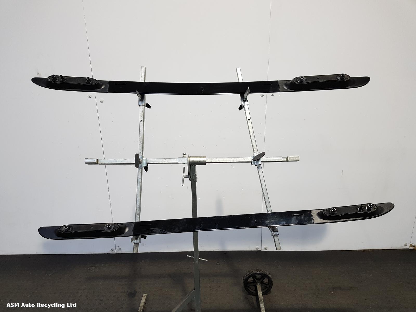 View Auto part Roof Rack/Bars Citroen C4 Cactus 2015