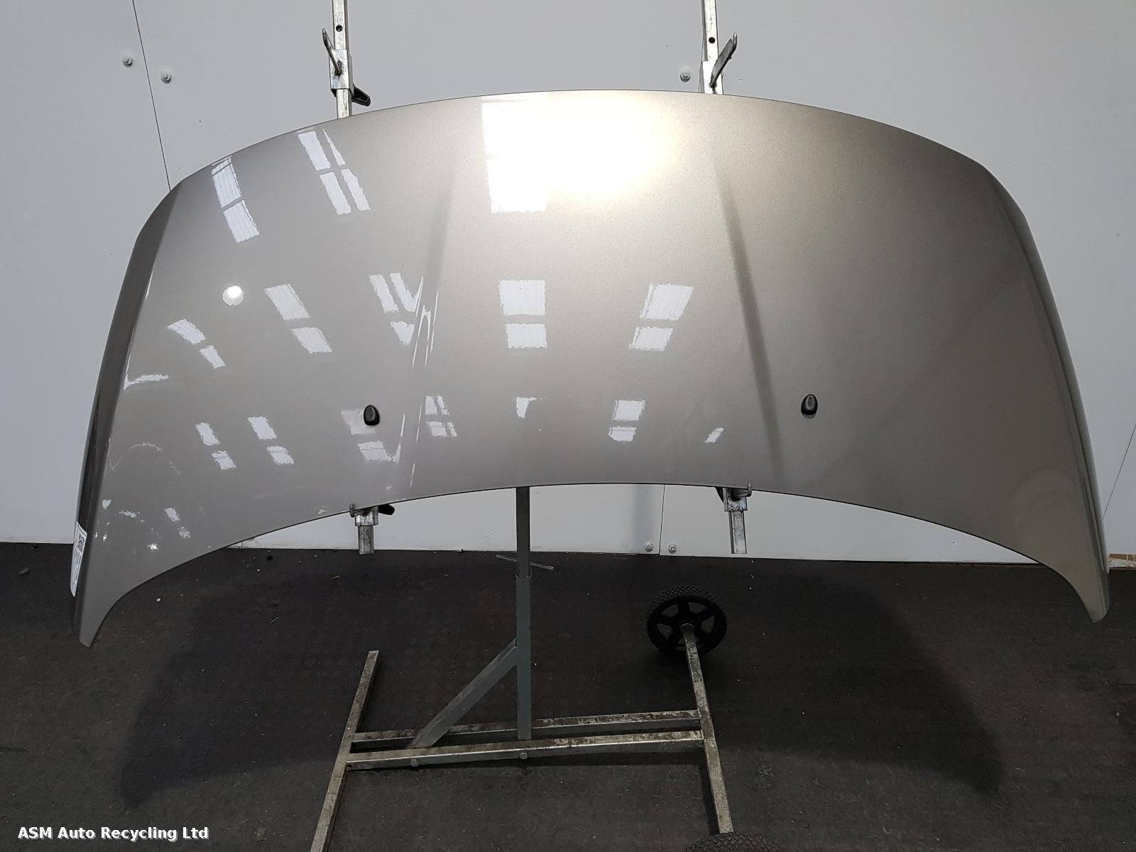 View Auto part Bonnet Peugeot 3008 2011