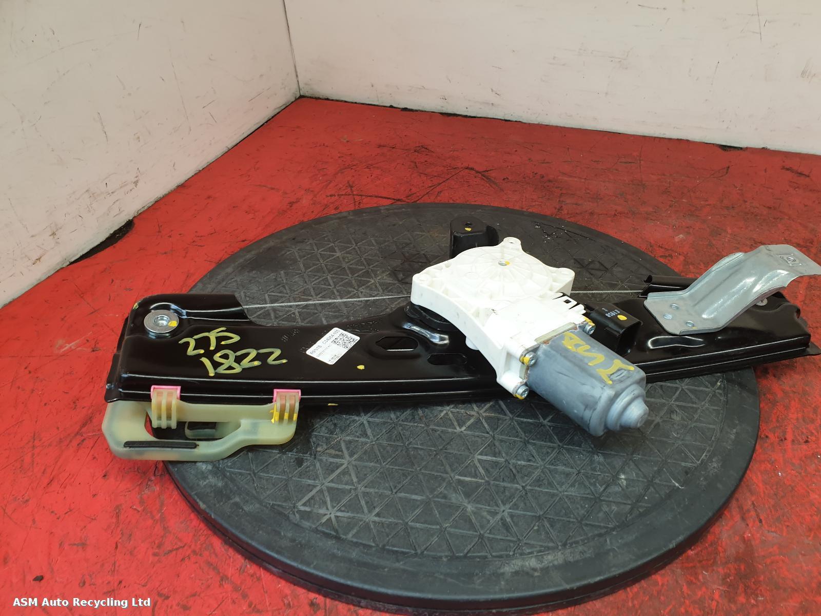 View Auto part RR Window Regulator Jaguar Xe 2016
