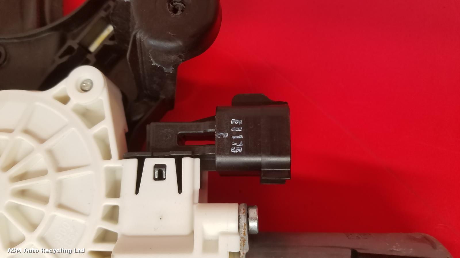 View Auto part LF Window Regulator Jaguar Xe 2015