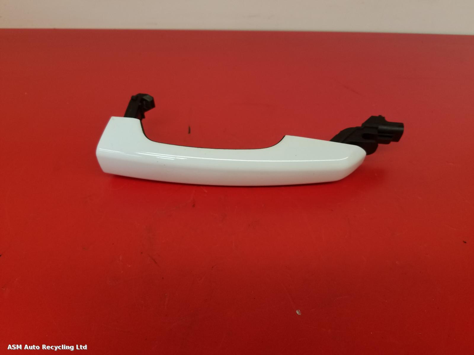 View Auto part Door Handle Jaguar Xf 2017